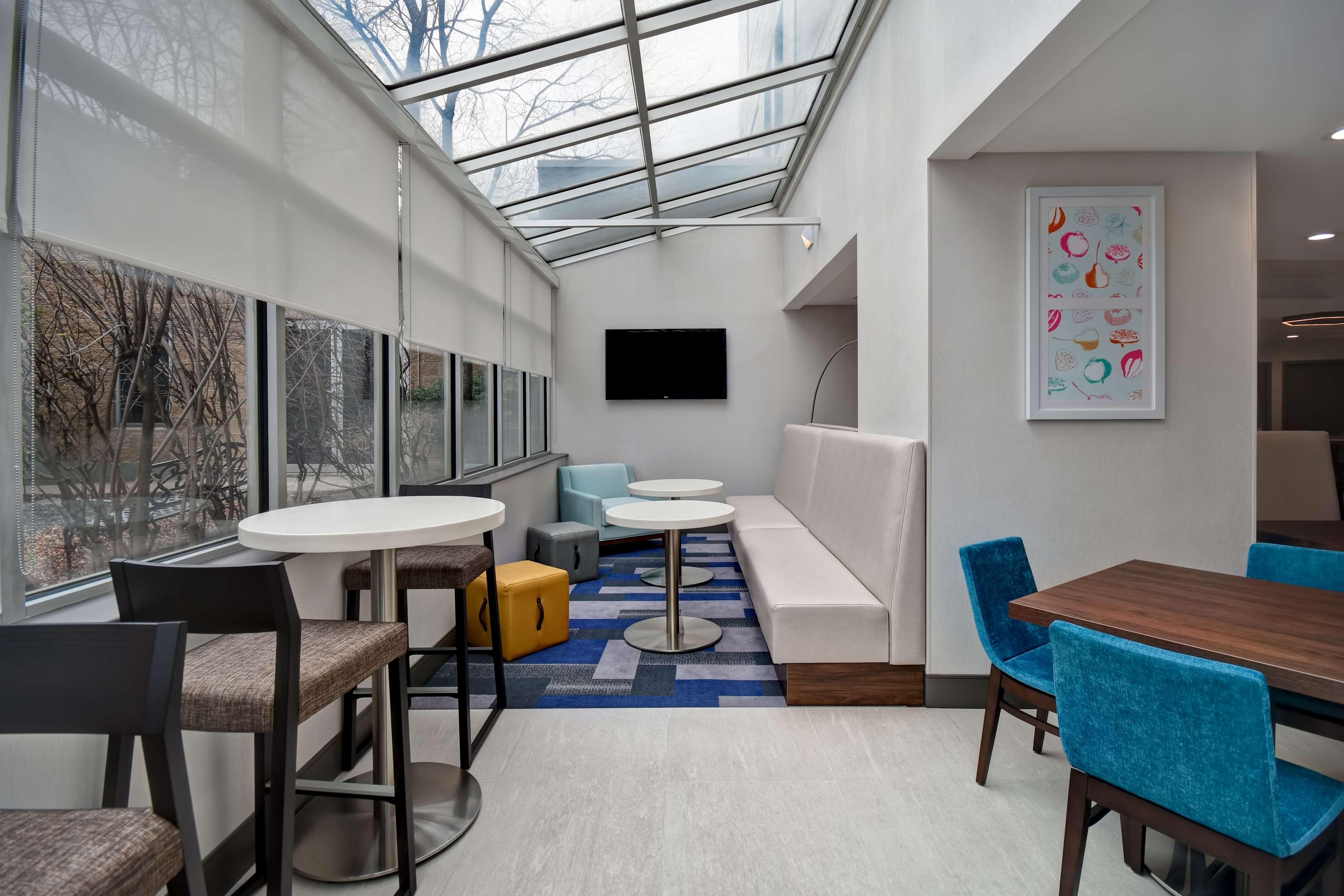 Restaurant Hampton Inn NY-JFK