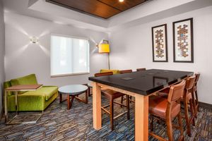 Alojamiento - Holiday Inn Express Hotel & Suites Cleveland - Richfield by IHG