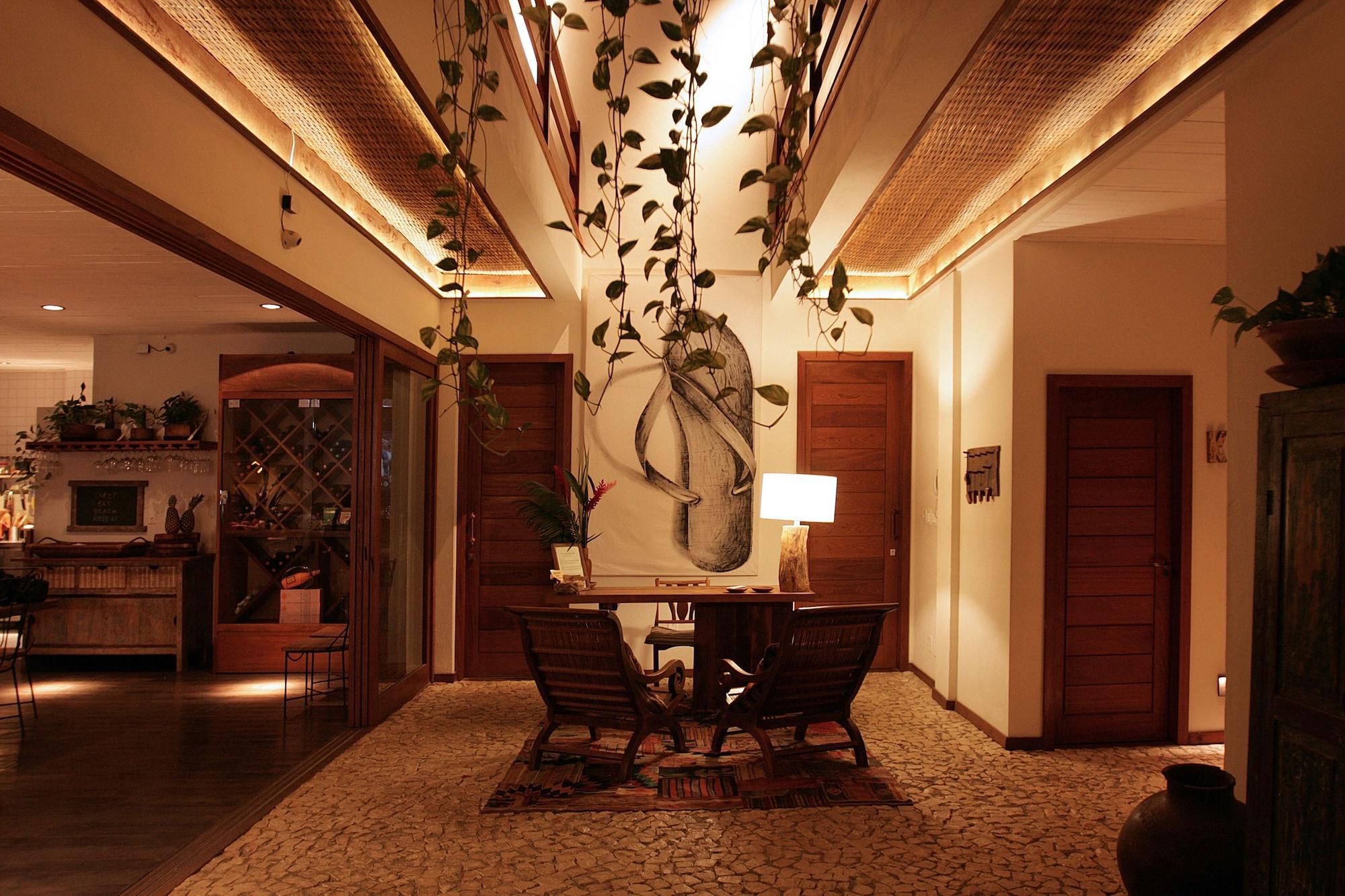Vista Lobby Barracuda Boutique