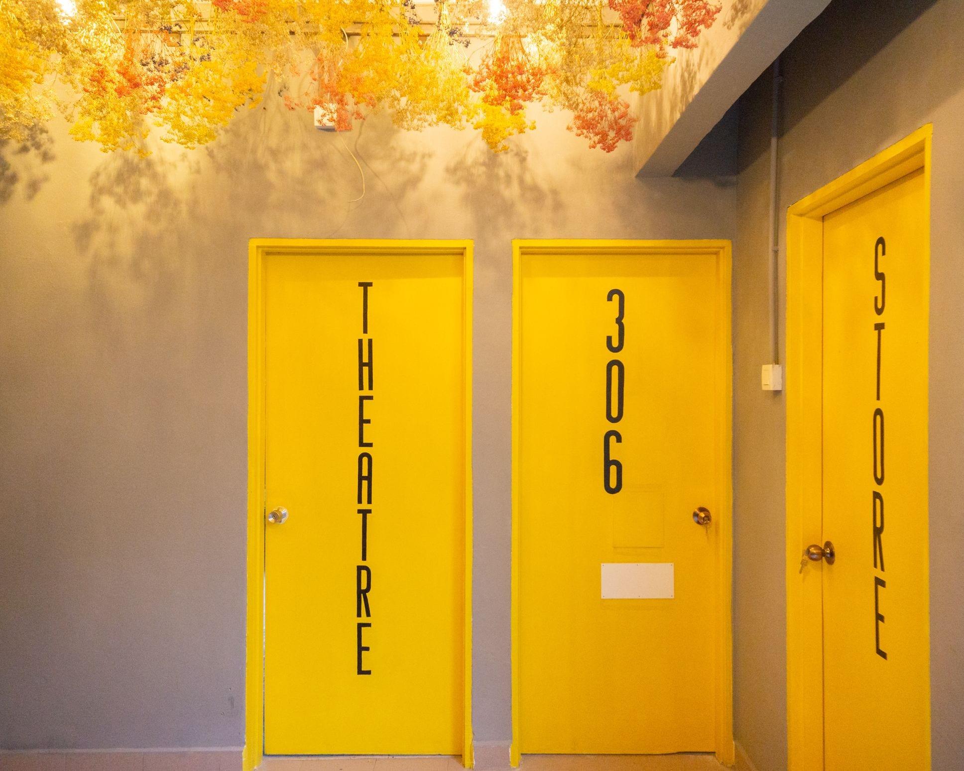 Instalaciones Recreativas Traveller Bunker Hostel 1