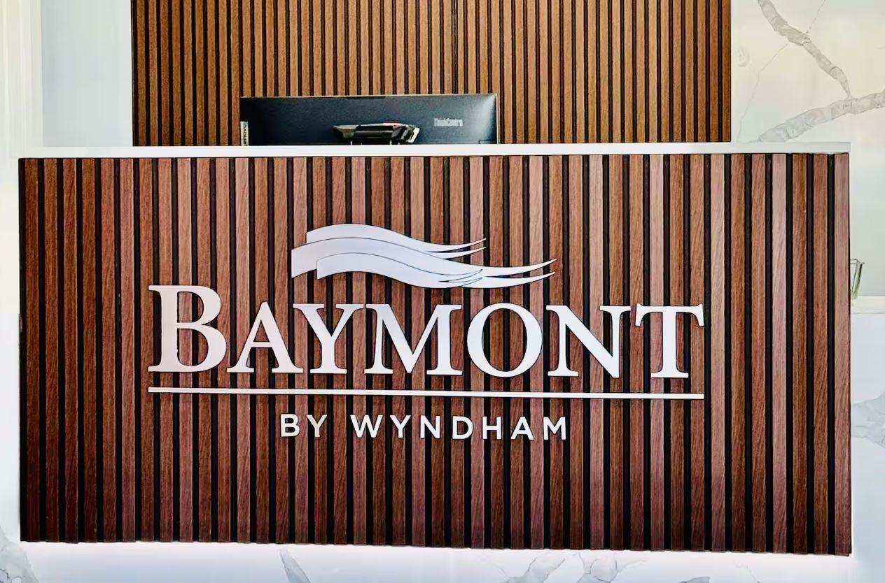 Vista Lobby Baymont By Wyndham Salisbury MD