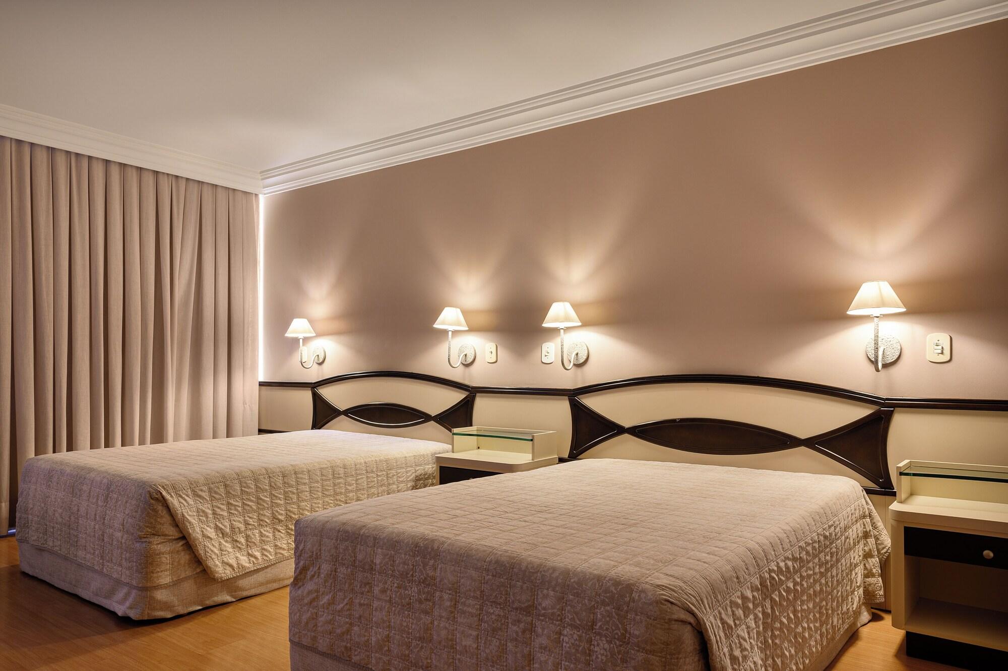 Quarto Hotel Maerkli