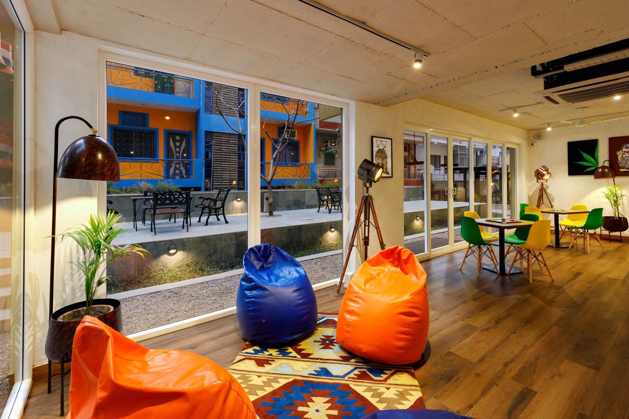 Vista Lobby Bedzzz Rishikesh by Leisure Hotels