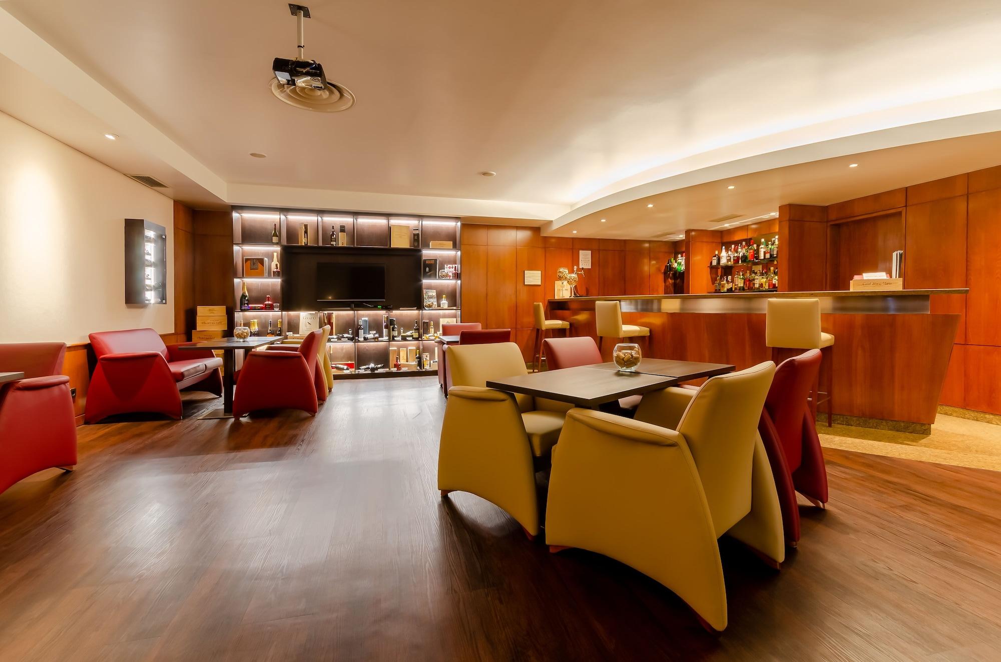 Bar/Salón Hotel Roma