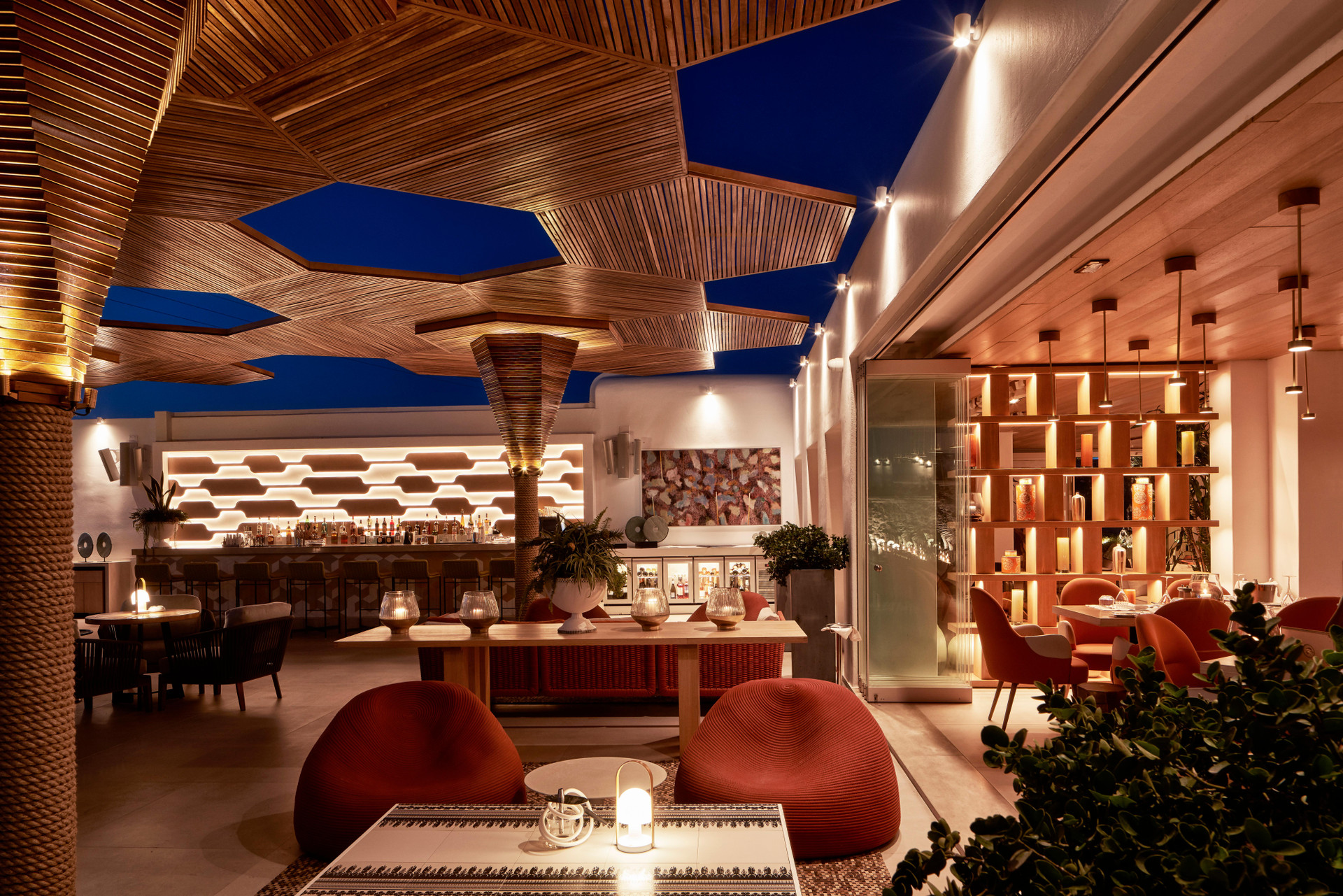 Restaurant Myconian Naia - Preferred Hotels & Resorts