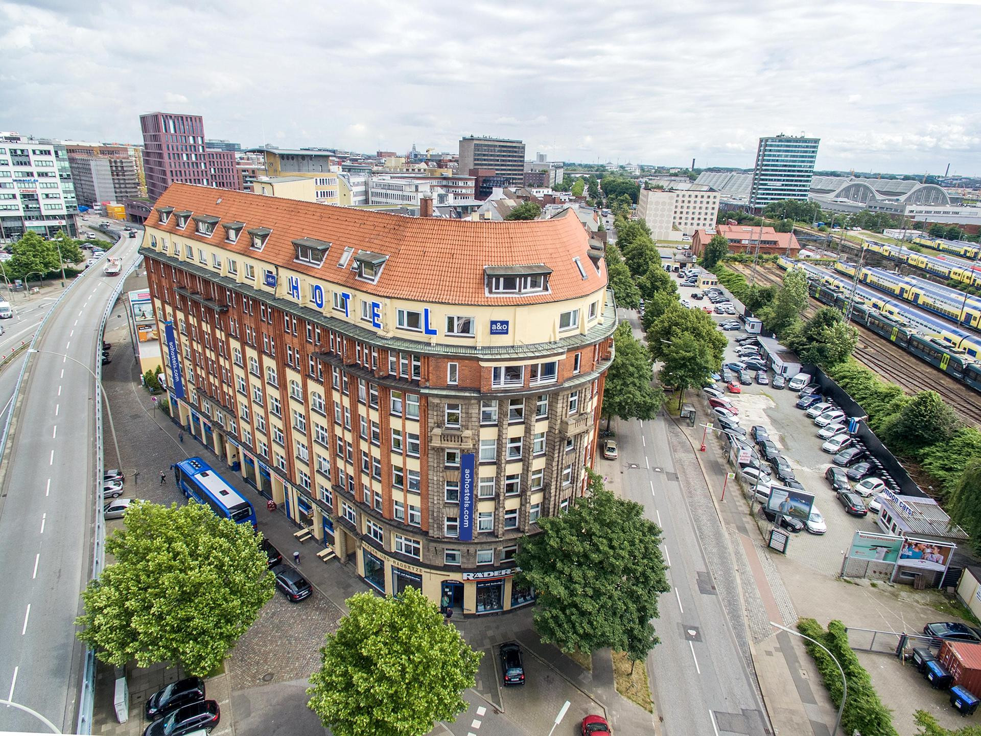 Vista Exterior a&o Hamburg Hauptbahnhof - Hostel