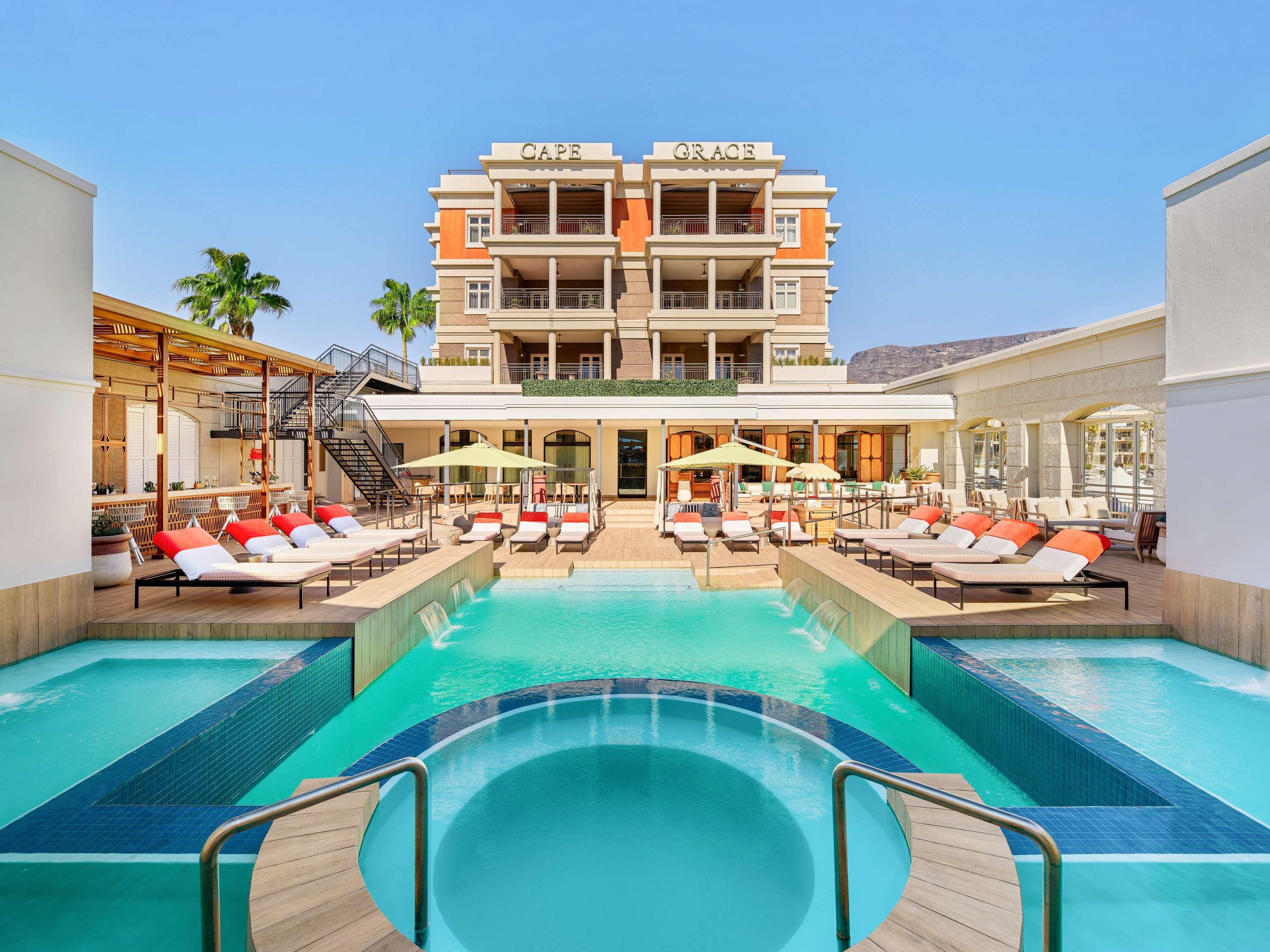 Vista Exterior Cape Grace, A Fairmont Managed Hotel