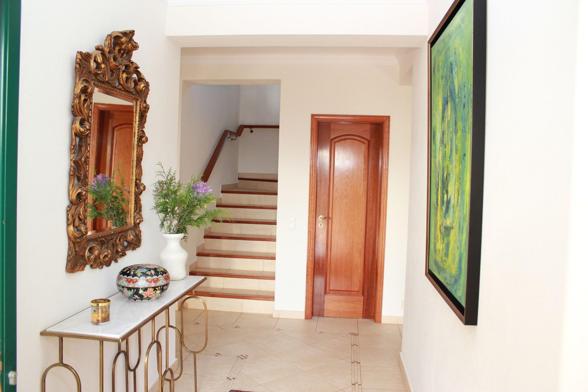 Vista Lobby Villa Tranberg