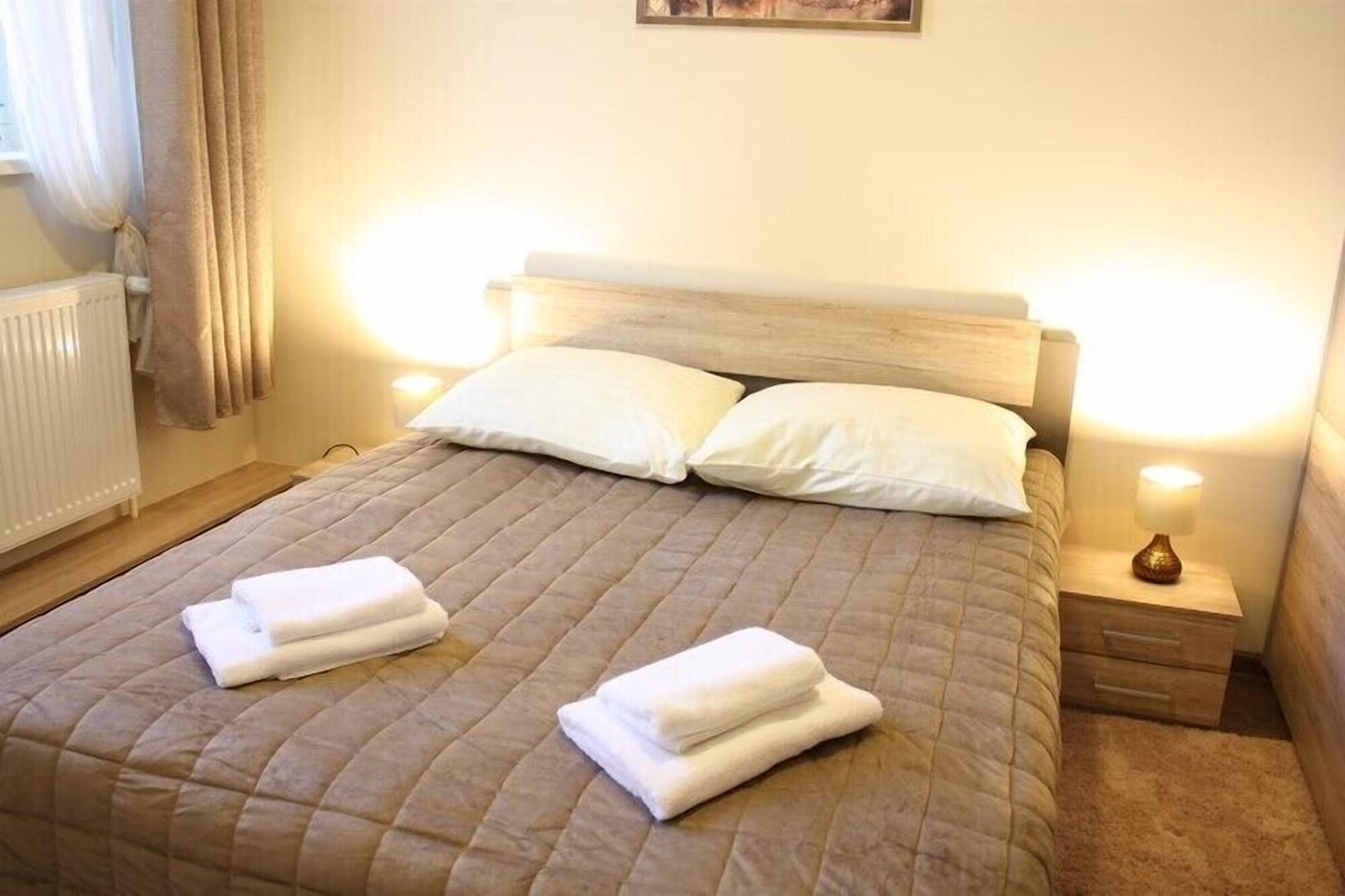 Varios Pokoje Integro