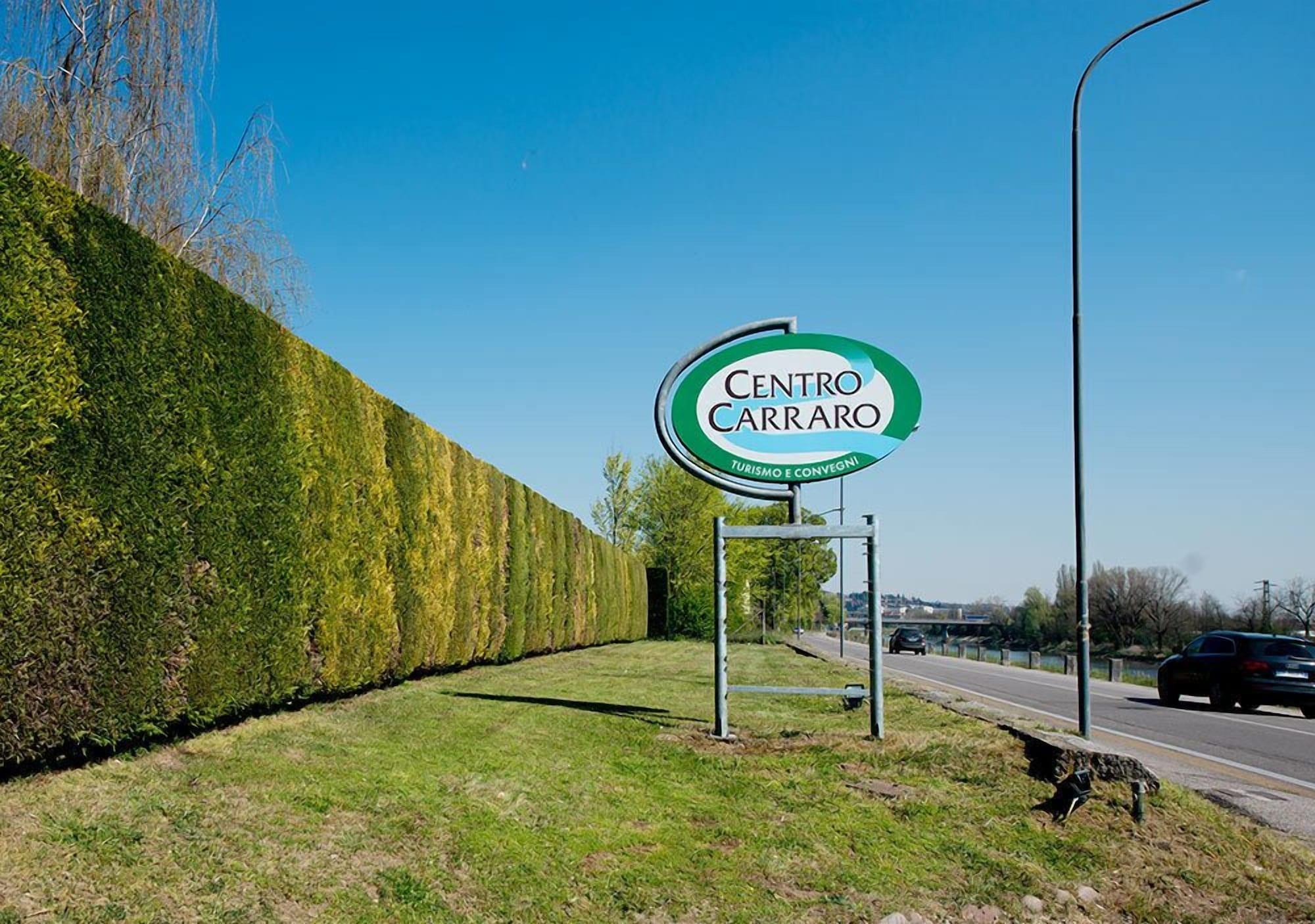 Vista Exterior Centro Carraro
