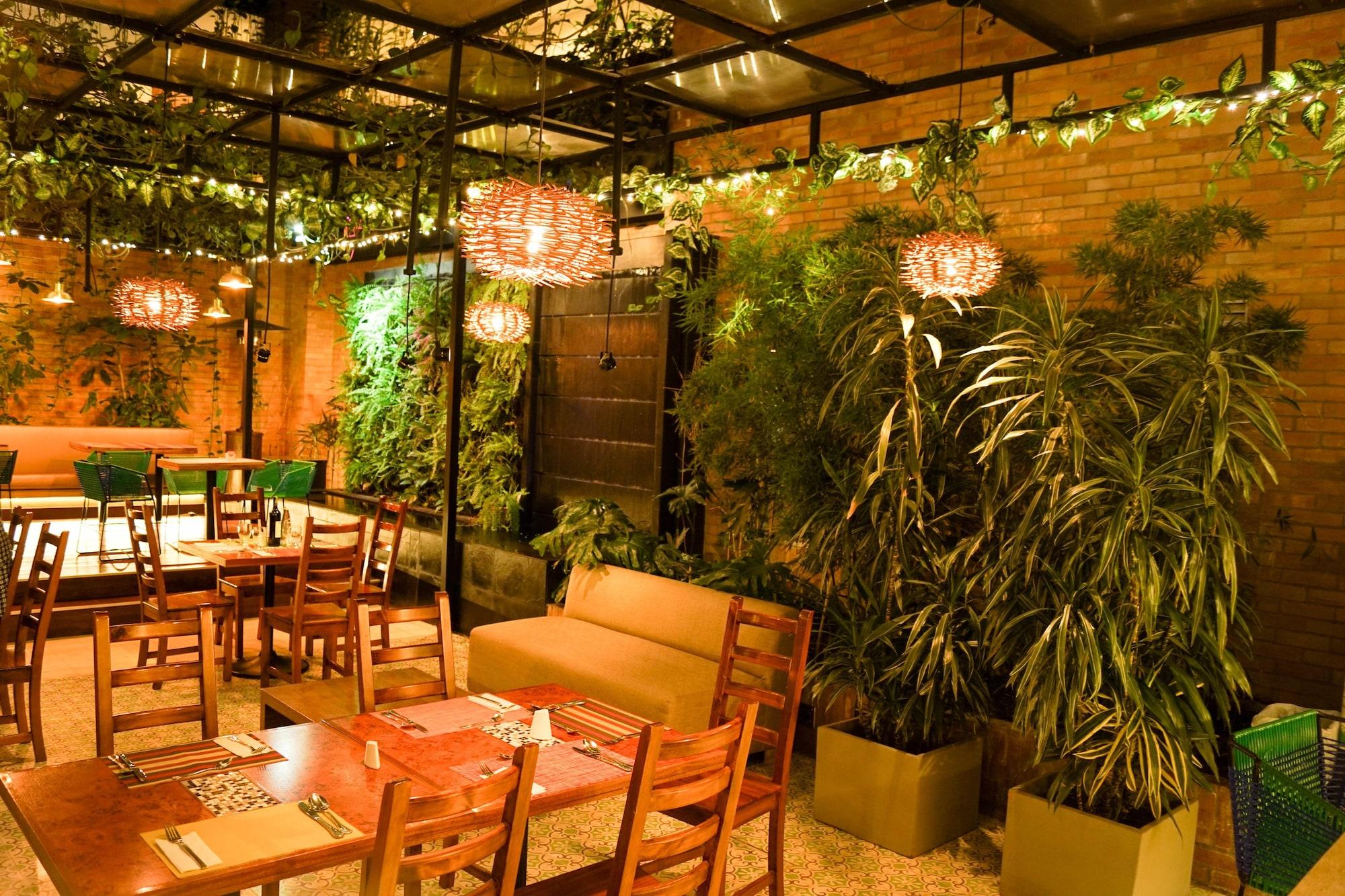 Restaurant Hotel Factory Green