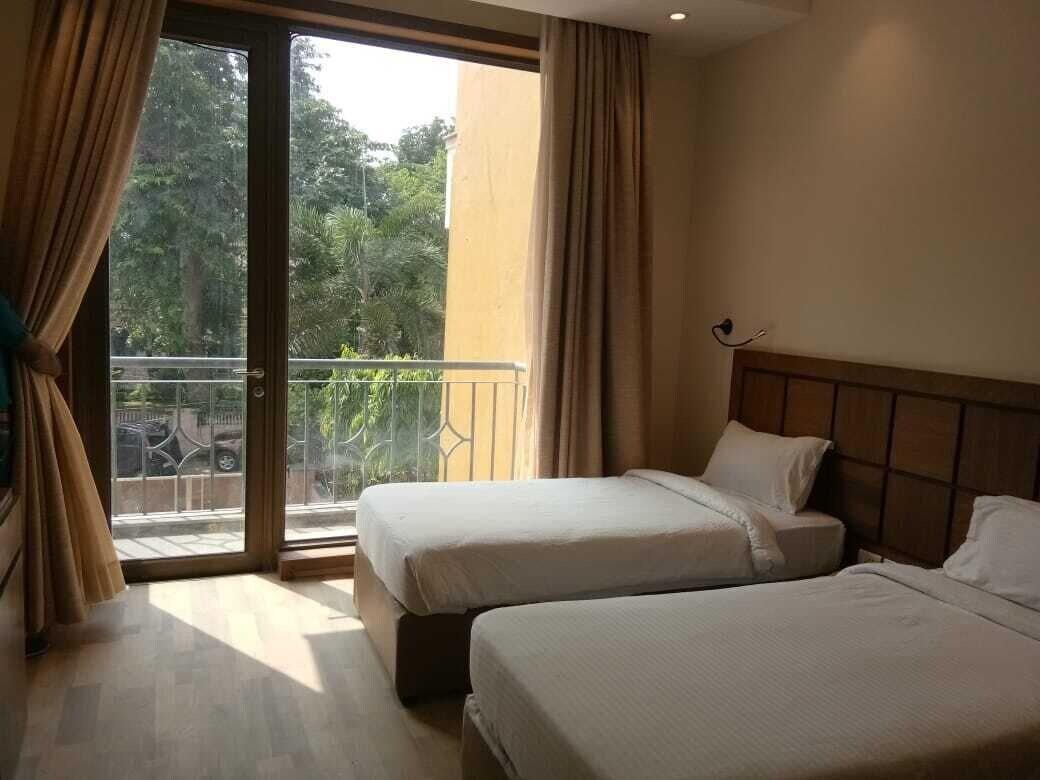 Varios UDS Villa - Scandinavian B&B - Next to VFS