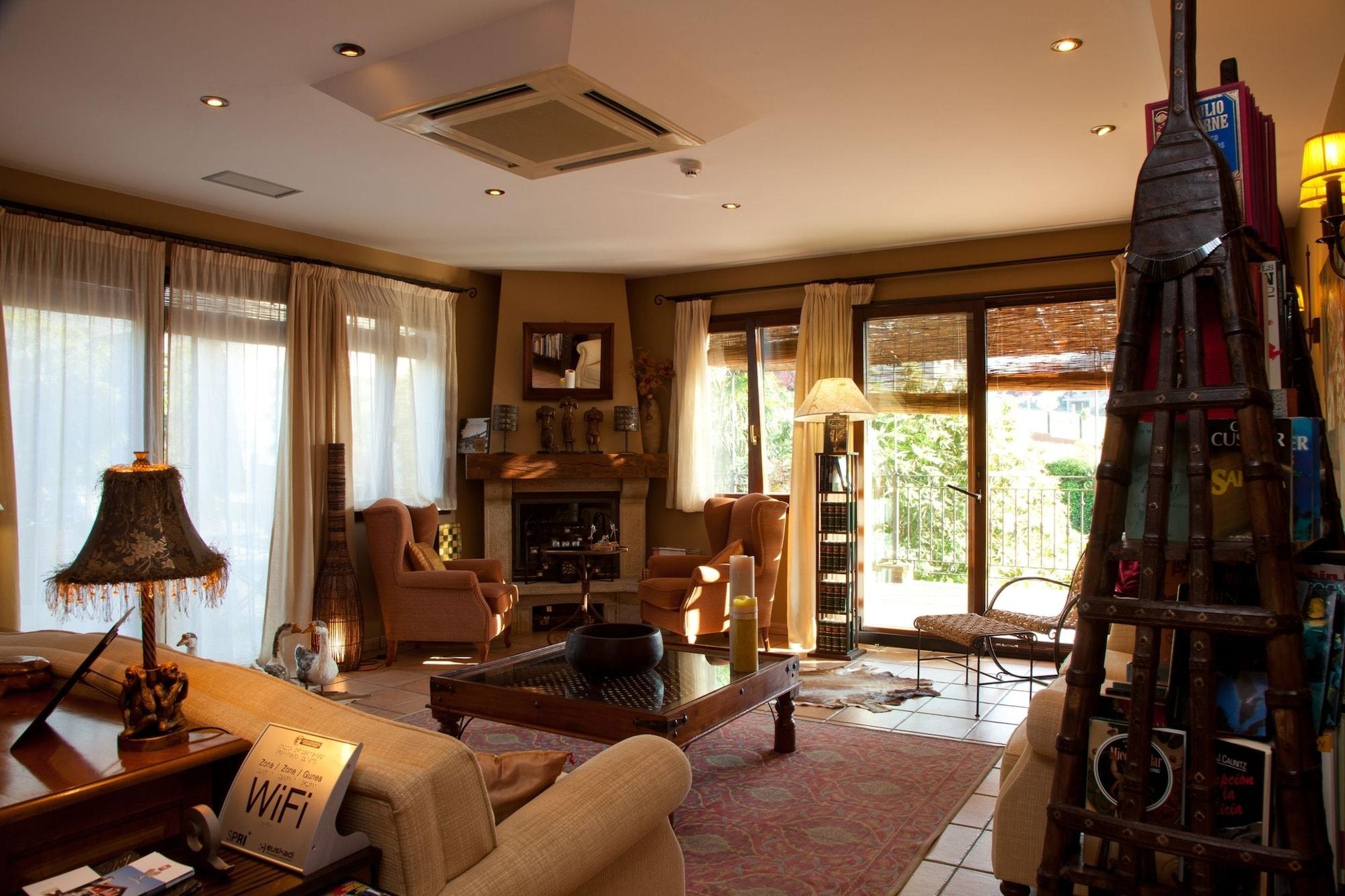 Vista Lobby Katxi