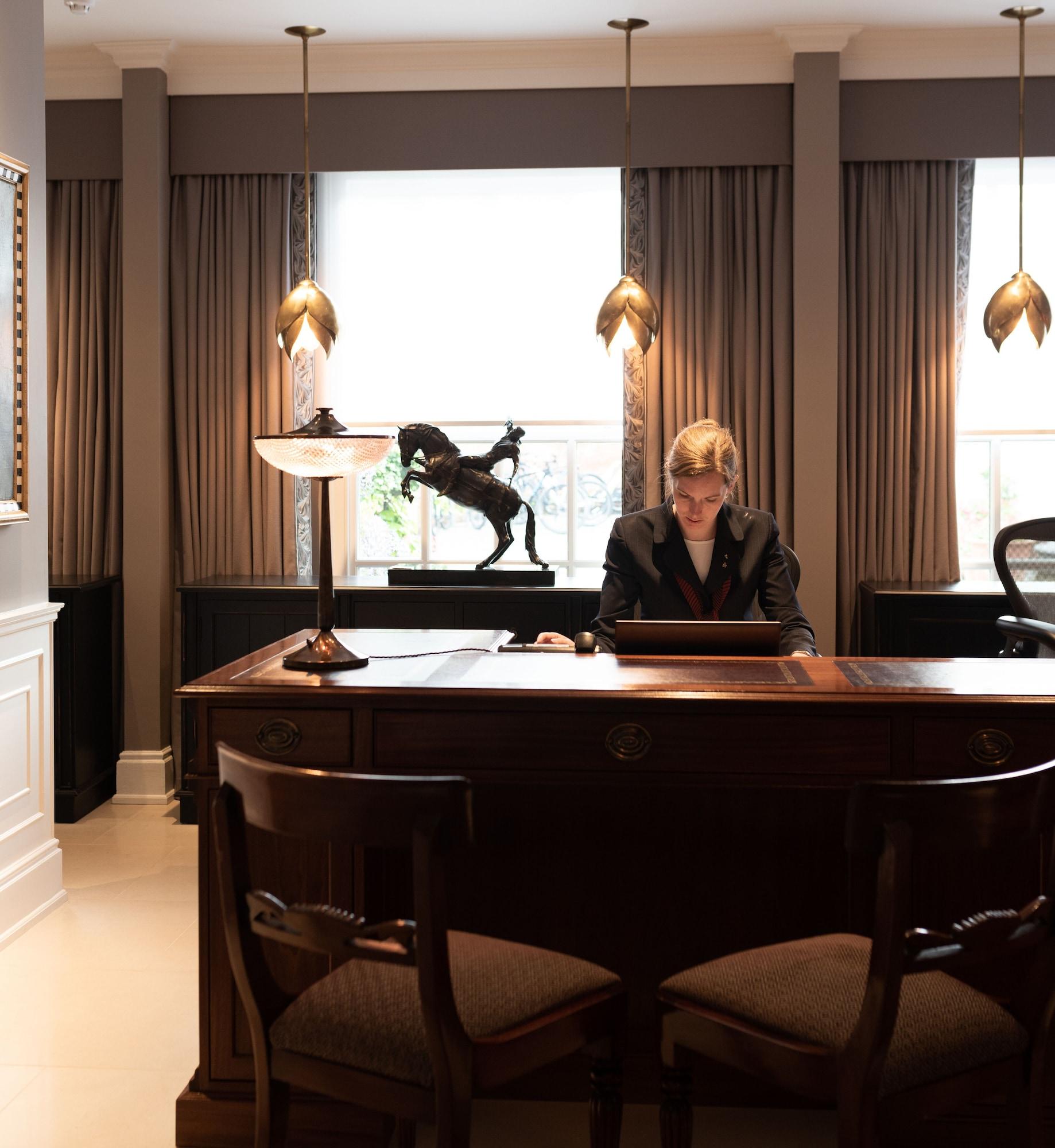 Vista Lobby Chewton Glen Hotel & Spa - an Iconic Luxury Hotel