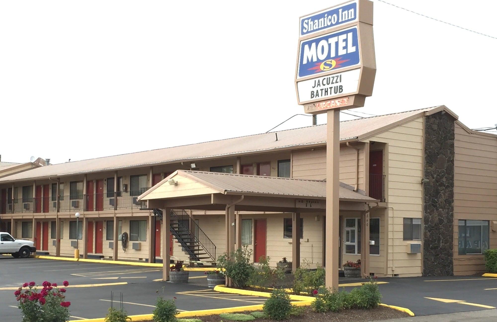 Vista Exterior Shanico Inn