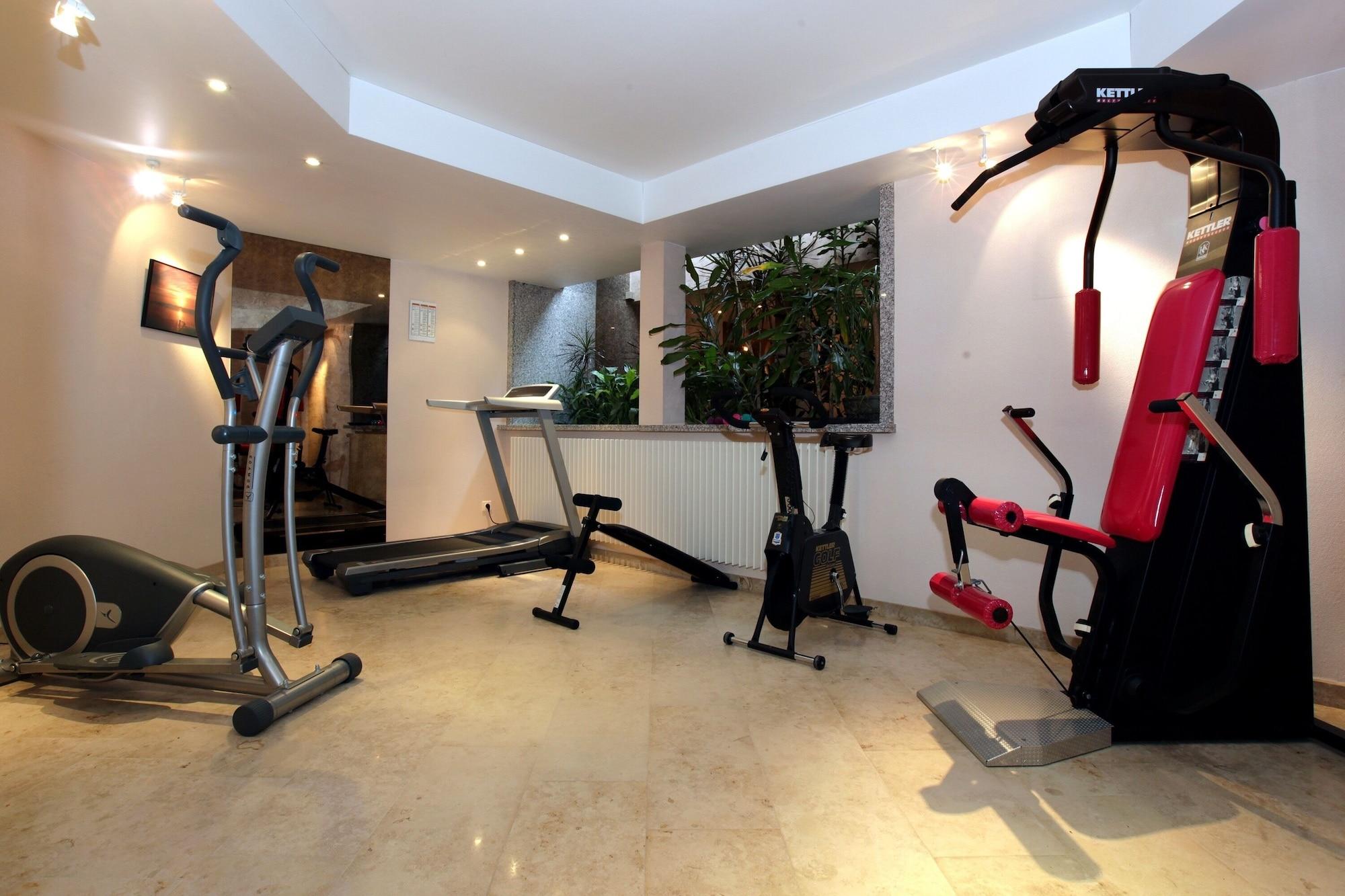 Gimnasio Hotel Iris