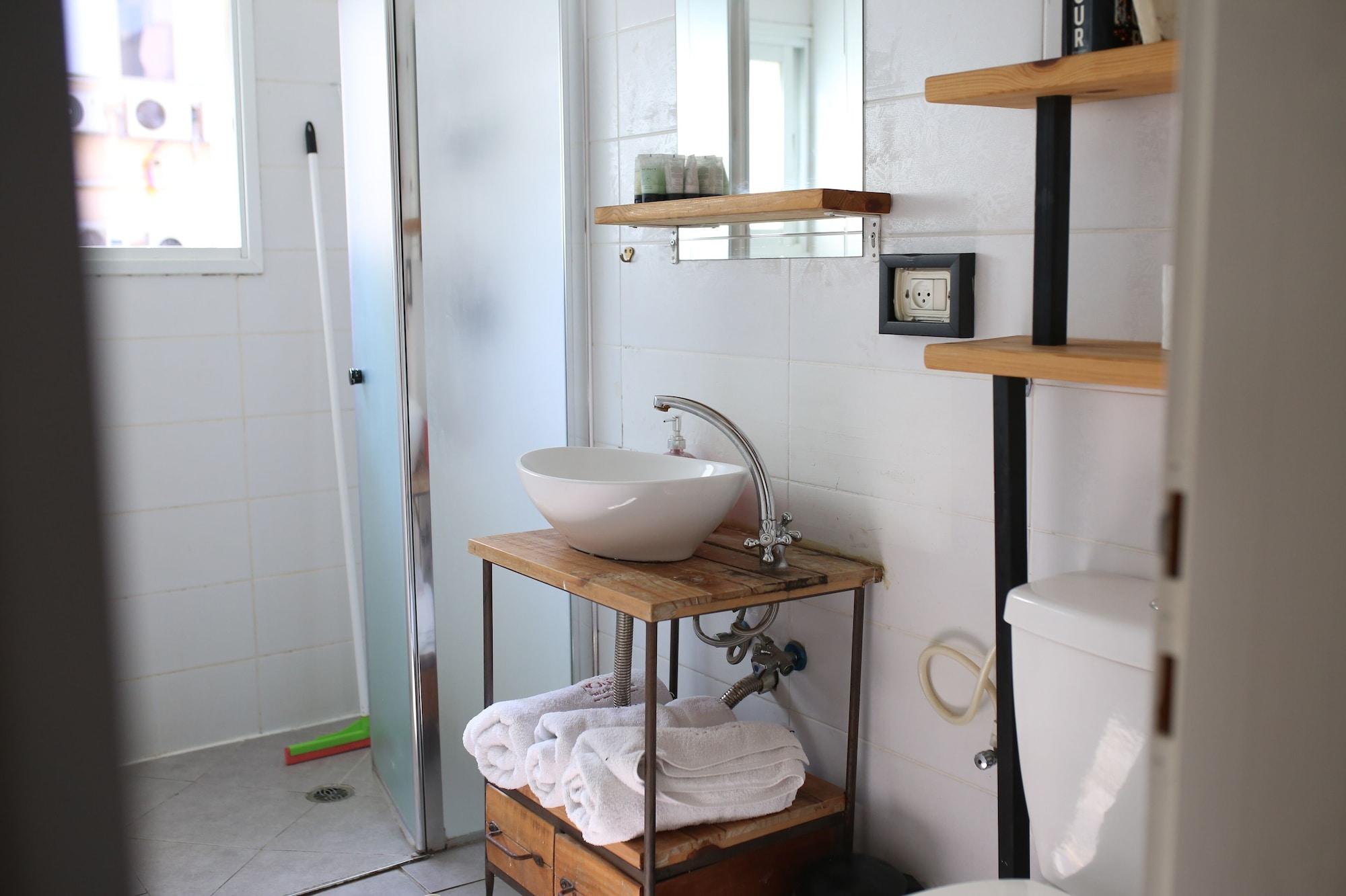 Equipamiento de Habitación Rena's House