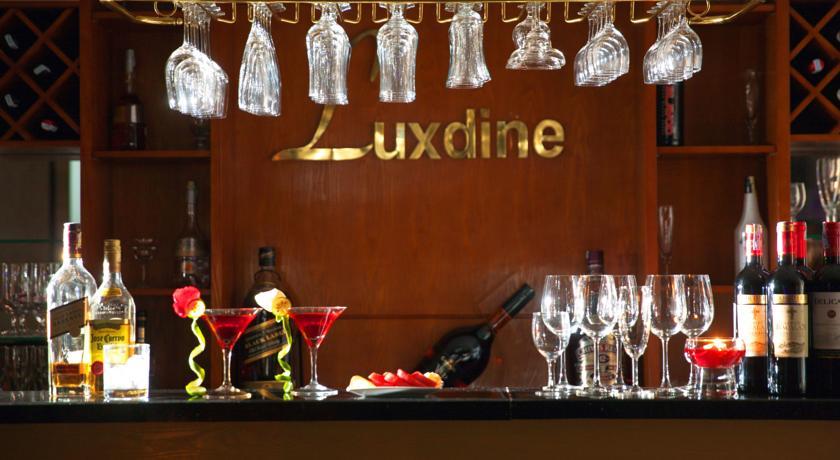 Bar/Salón Luxeden Hotel Hanoi