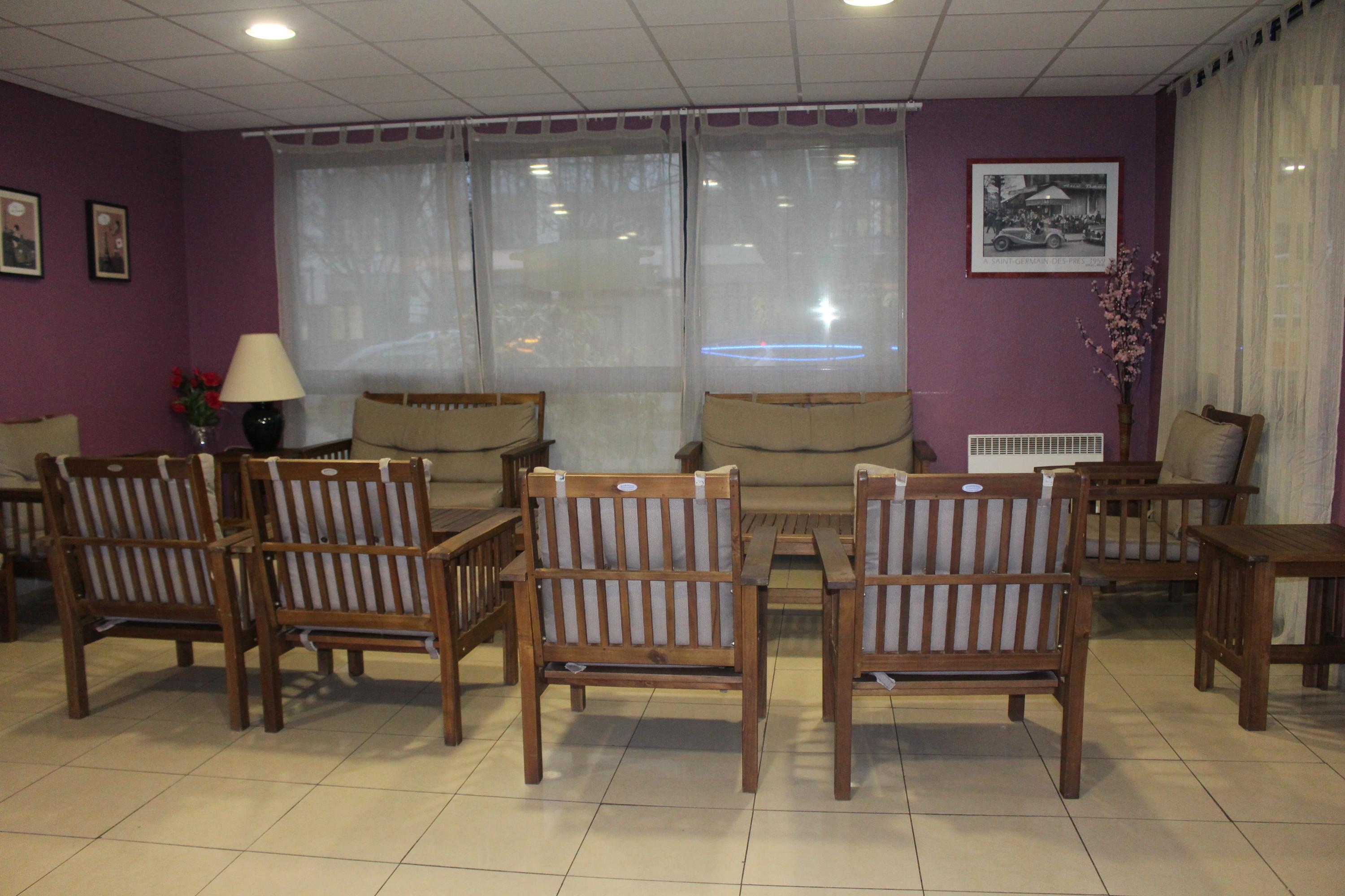Vista Lobby Eurohotel Paris Creteil