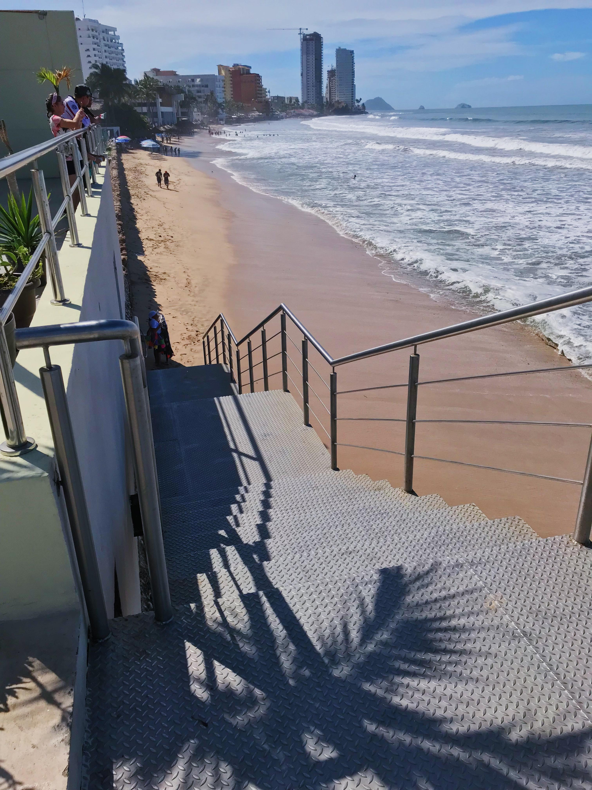 Playa DoubleTree by Hilton Mazatlan