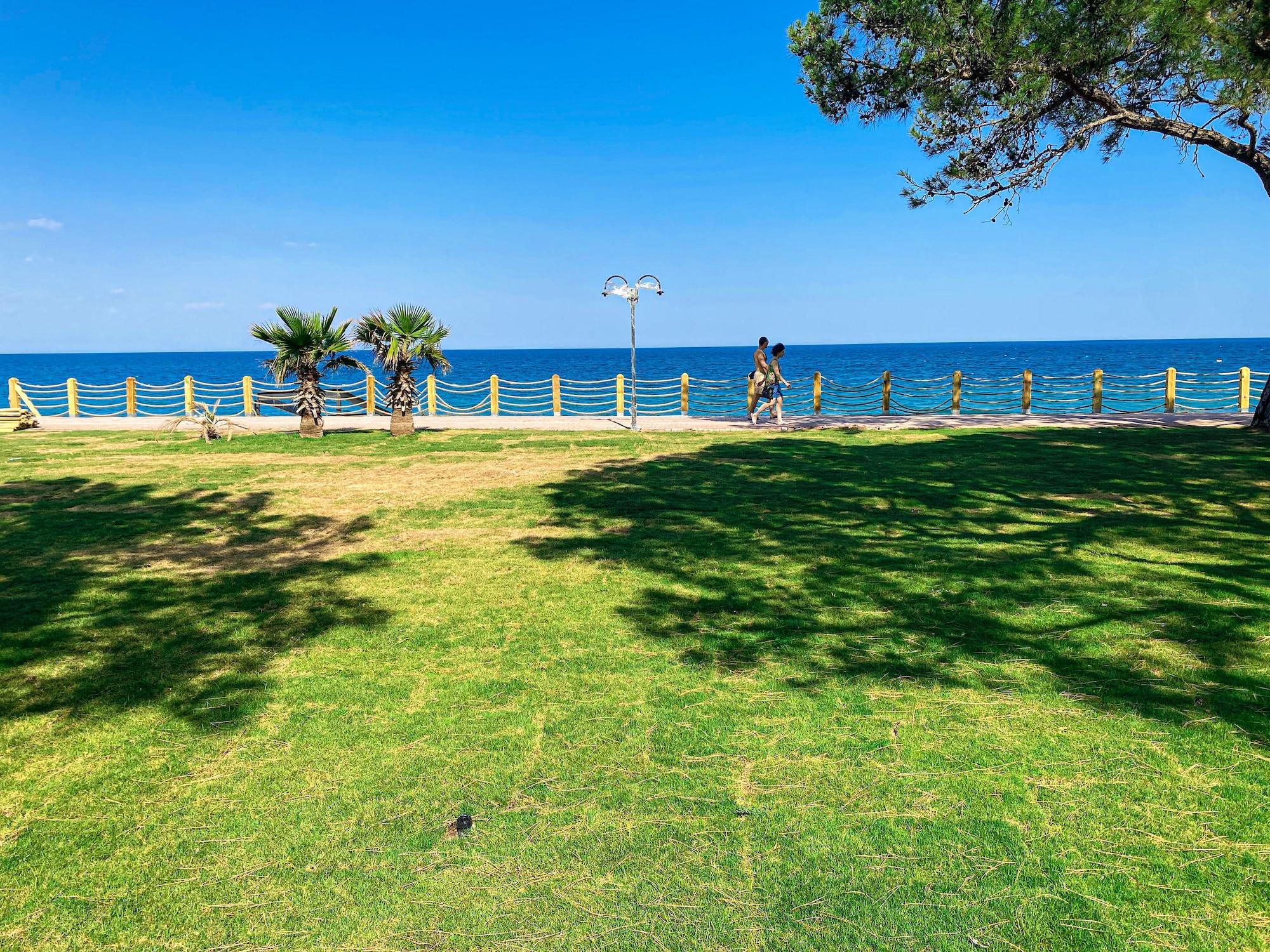 Varios Mert Hotel