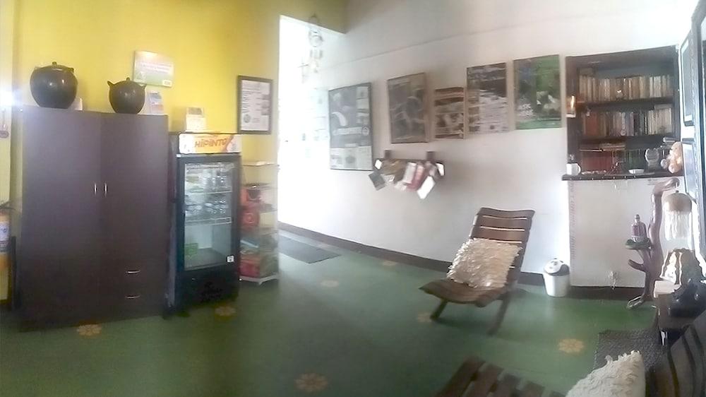 Vista Lobby Hostel San Gil
