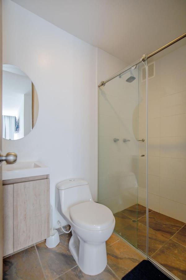 Baño Hostara Urapanes de Bella Suiza Manizales