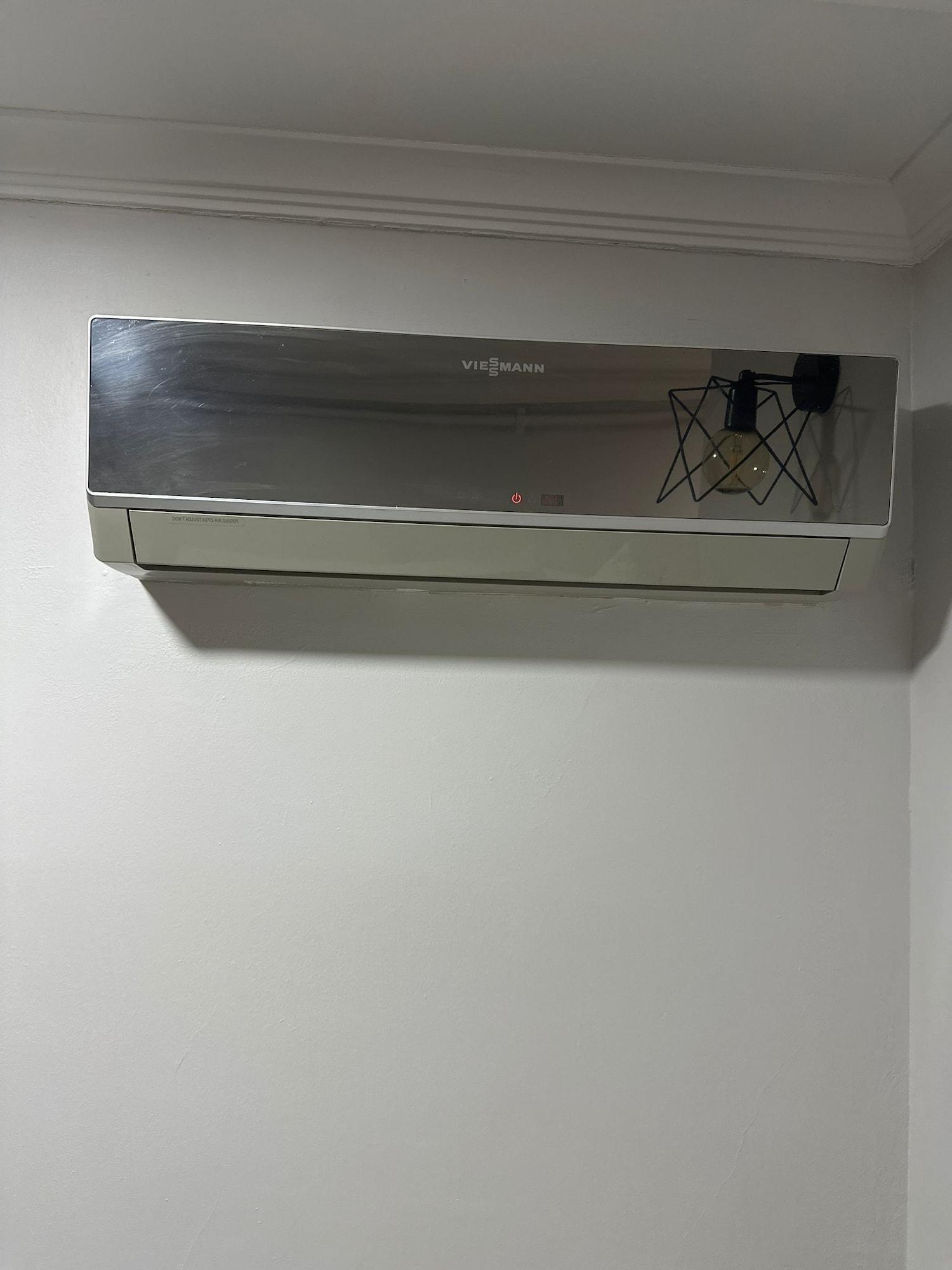 Varios Tree house hotel