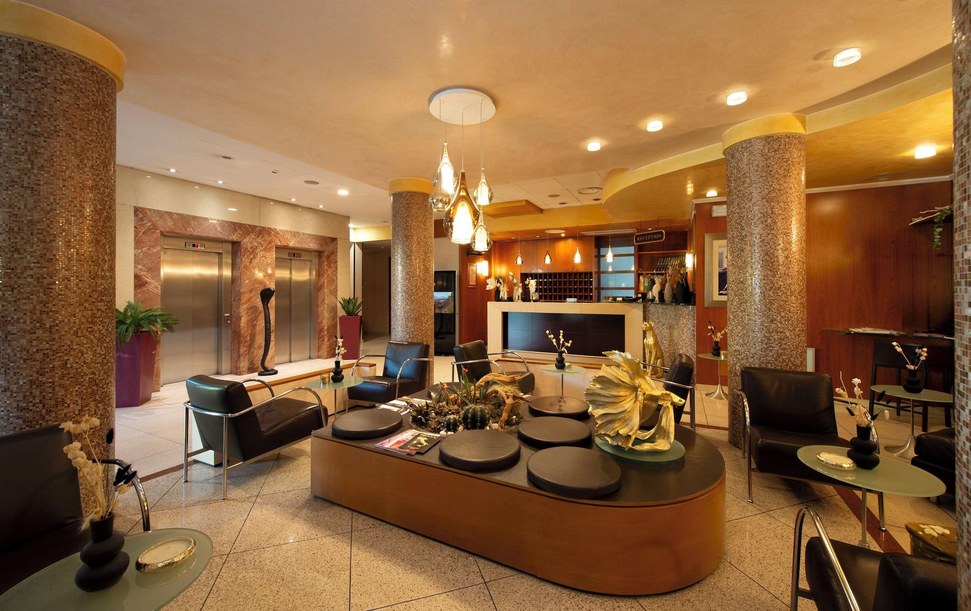 Vista Lobby Castagna Palace Hotel & Restaurant