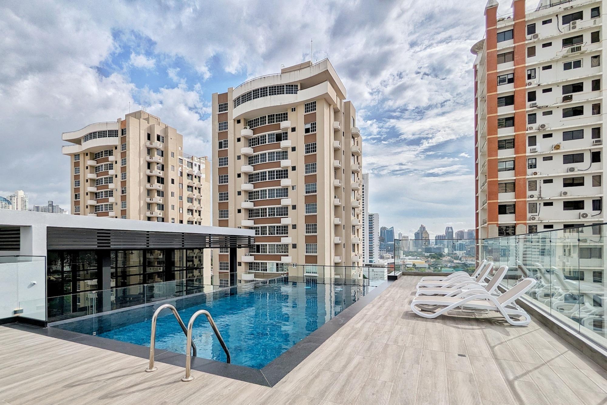 Vista Piscina San Francisco by Wynwood House