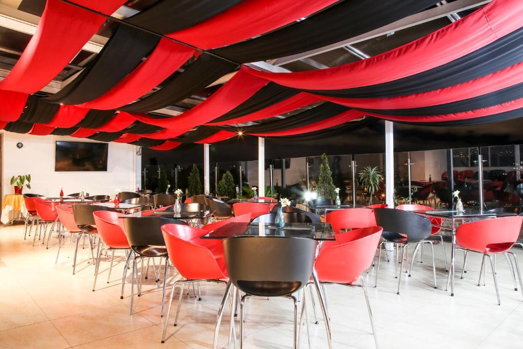 Varios Hotel Parque 63