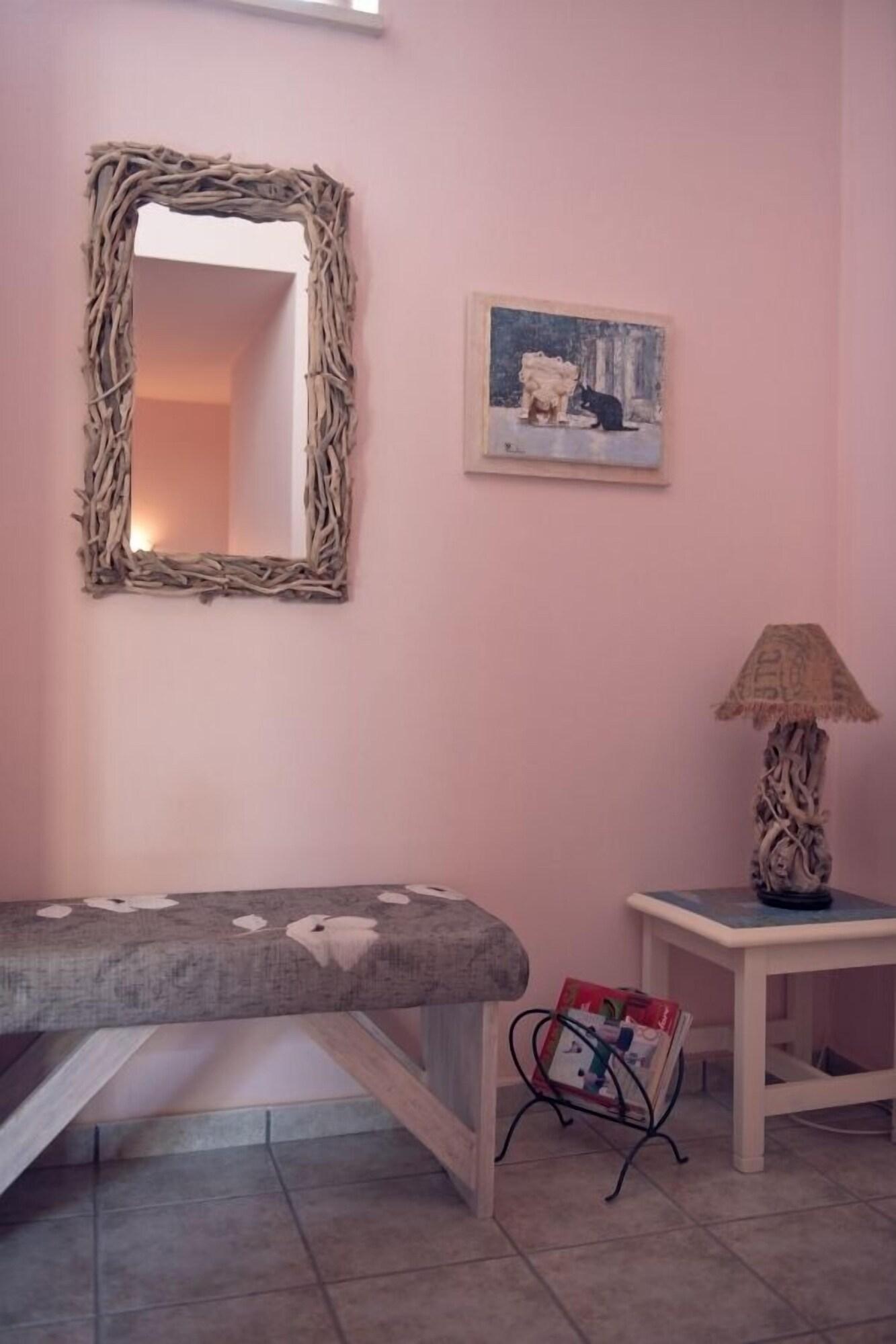 Vista Lobby Katerina Traditional Rooms