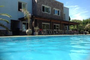 Alojamiento - Las Moras Multiespacio