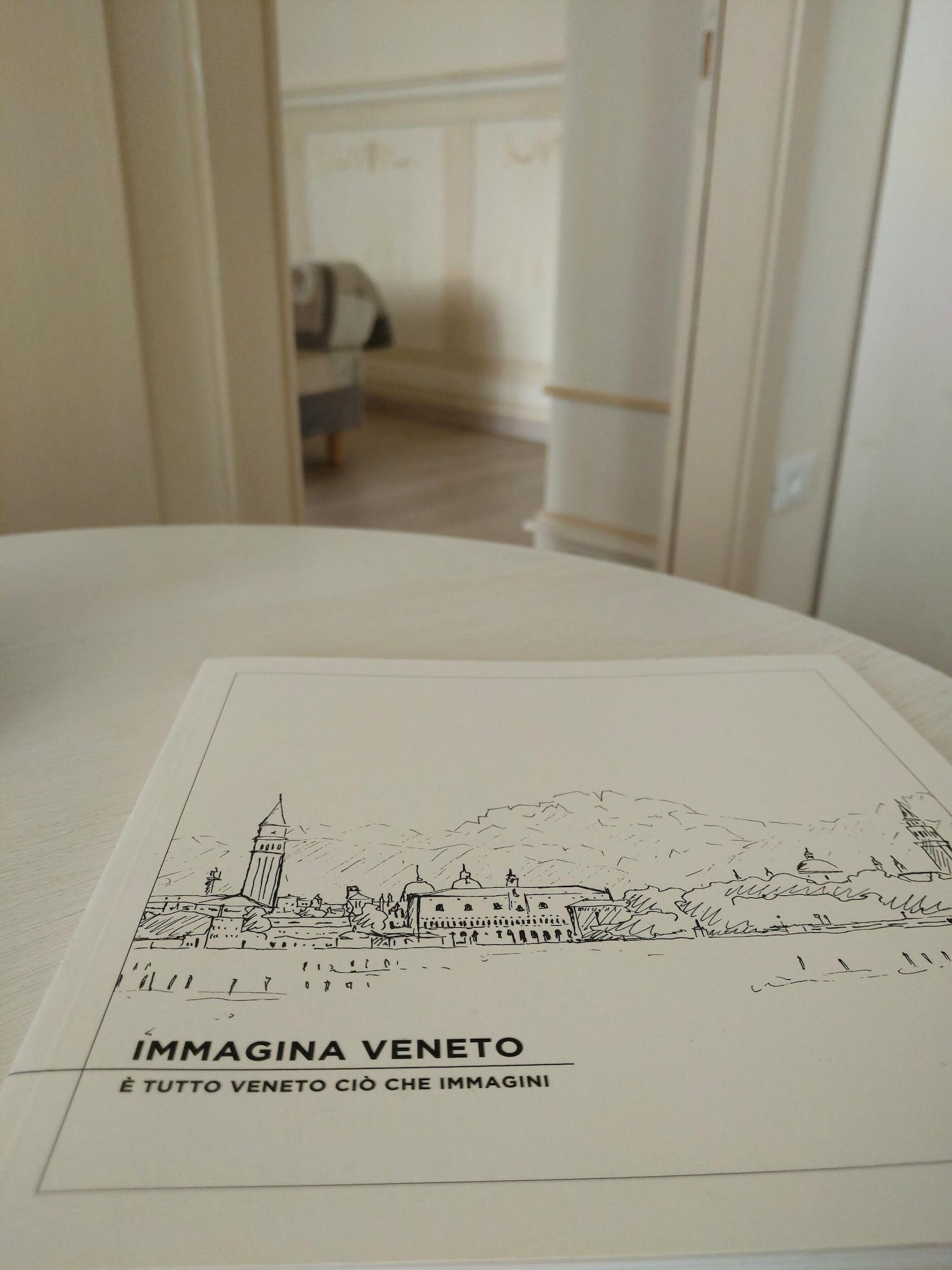 Varios Casa Camilla City