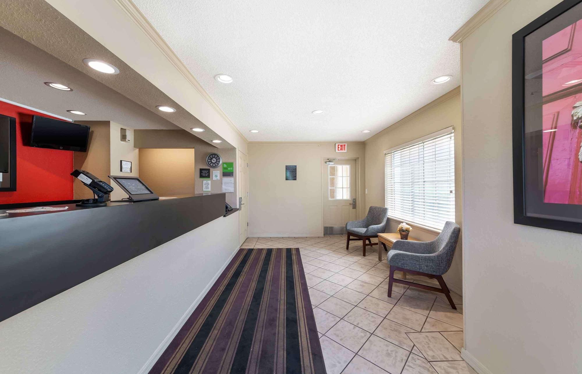 Vista Lobby Extended Stay America Suites Boca Raton Commerce