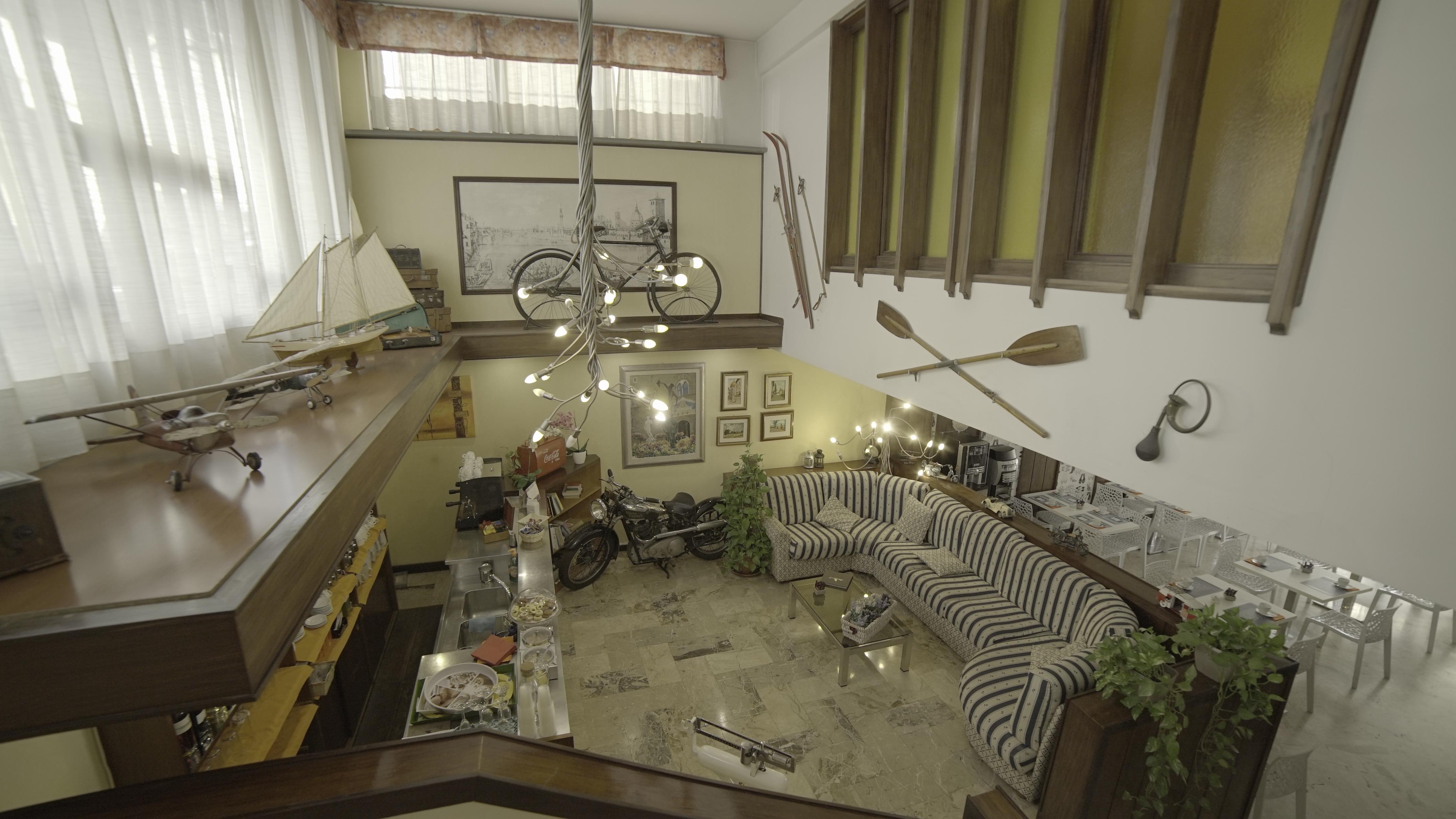 Vista Lobby Hotel Jane