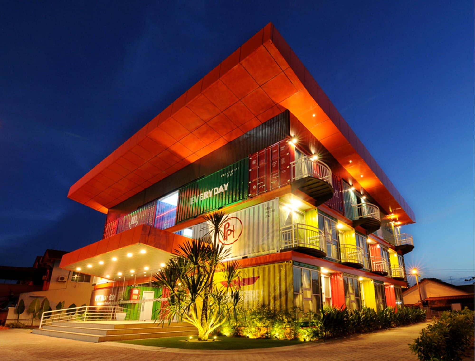 Vista Exterior PPT Muar Hotel