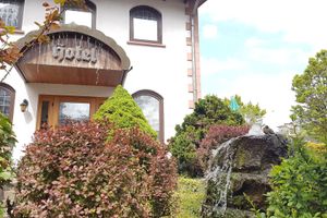 Alojamiento - Hotel Burg Waldau