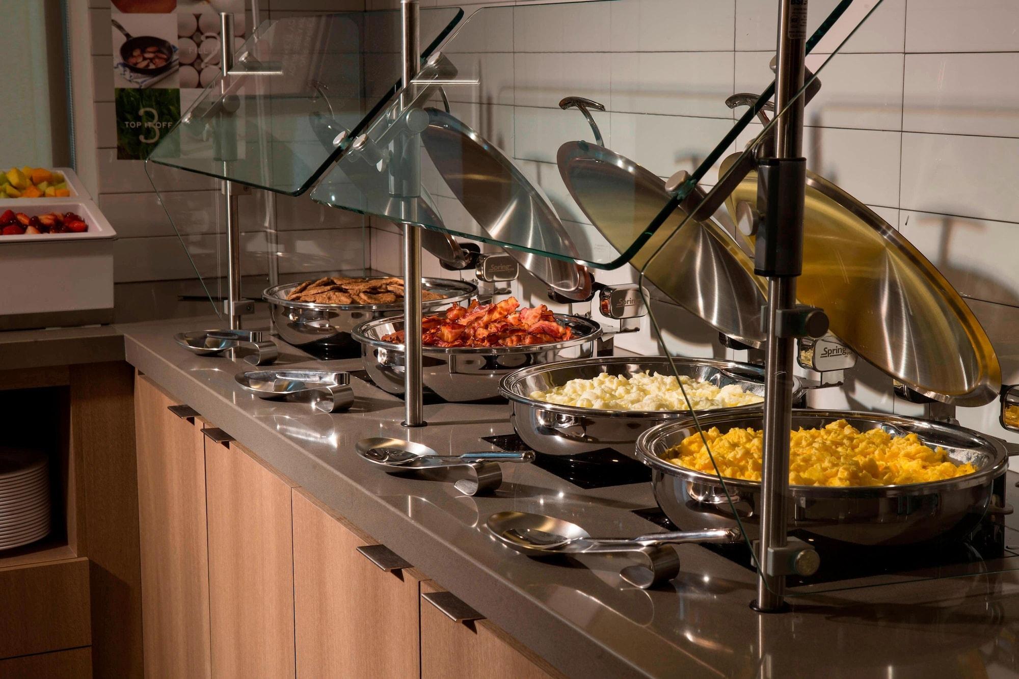 Restaurant Residence Inn by Marriott Miami Sunny Isles Beach