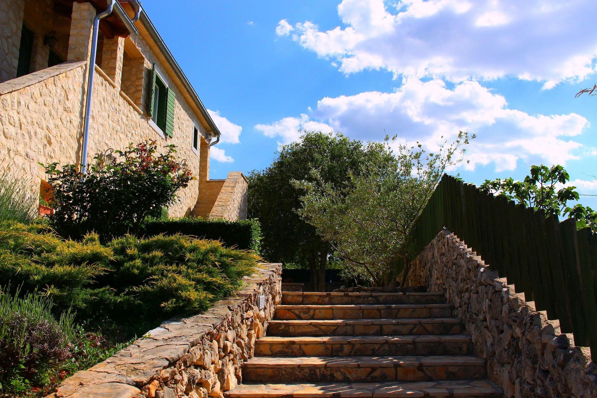 Vista Lobby Bed & Breakfast Agrotourism Kalpić