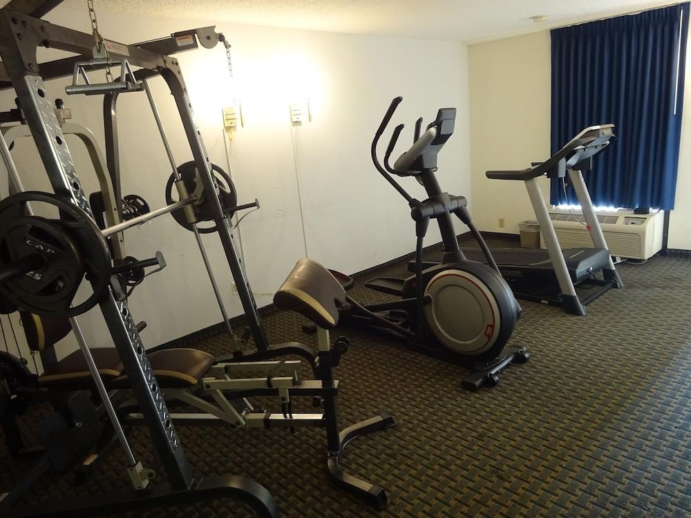 Gimnasio Days Inn by Wyndham Victoria TX East