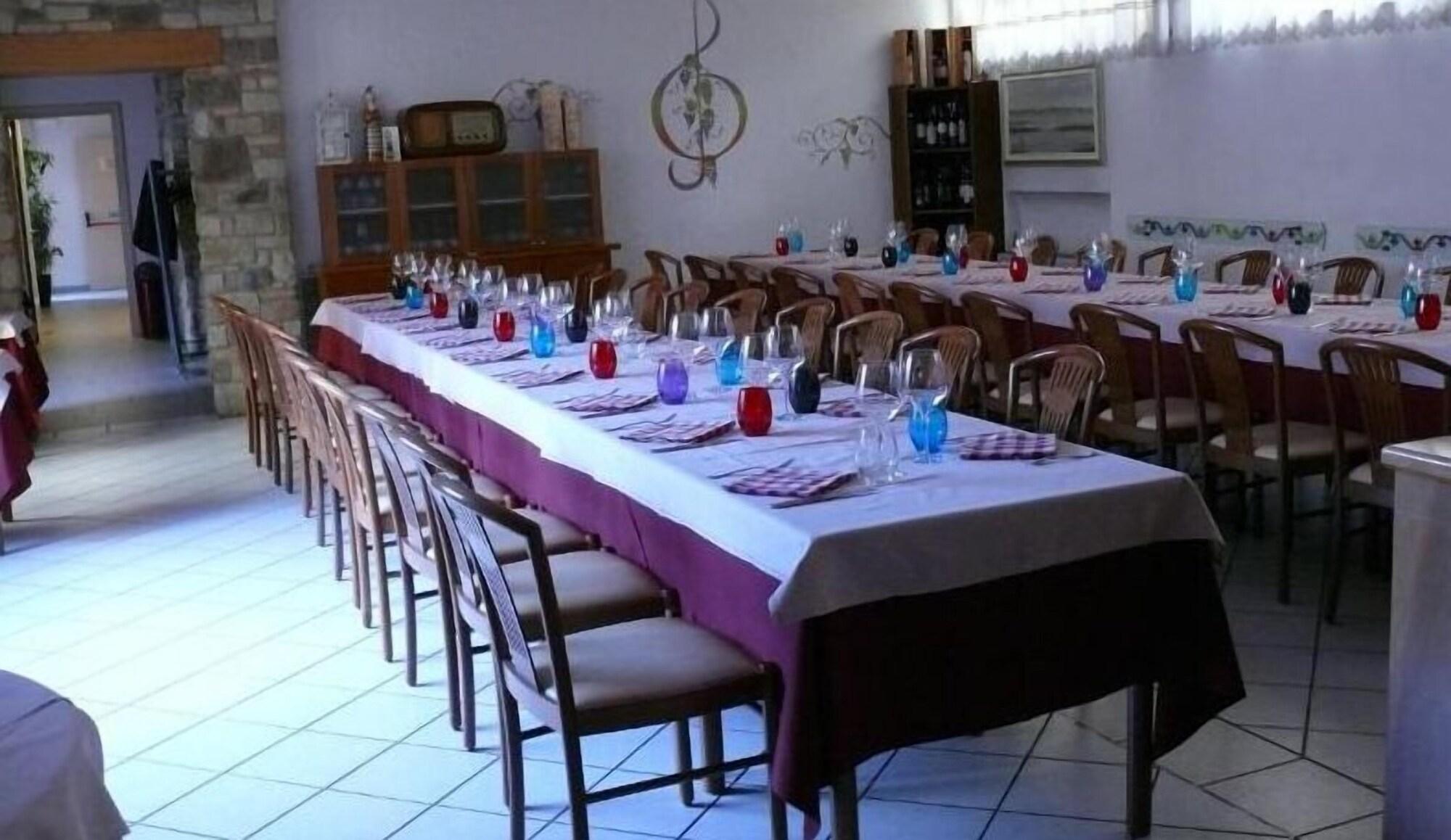 Salón de Baile Ai Tre Amici