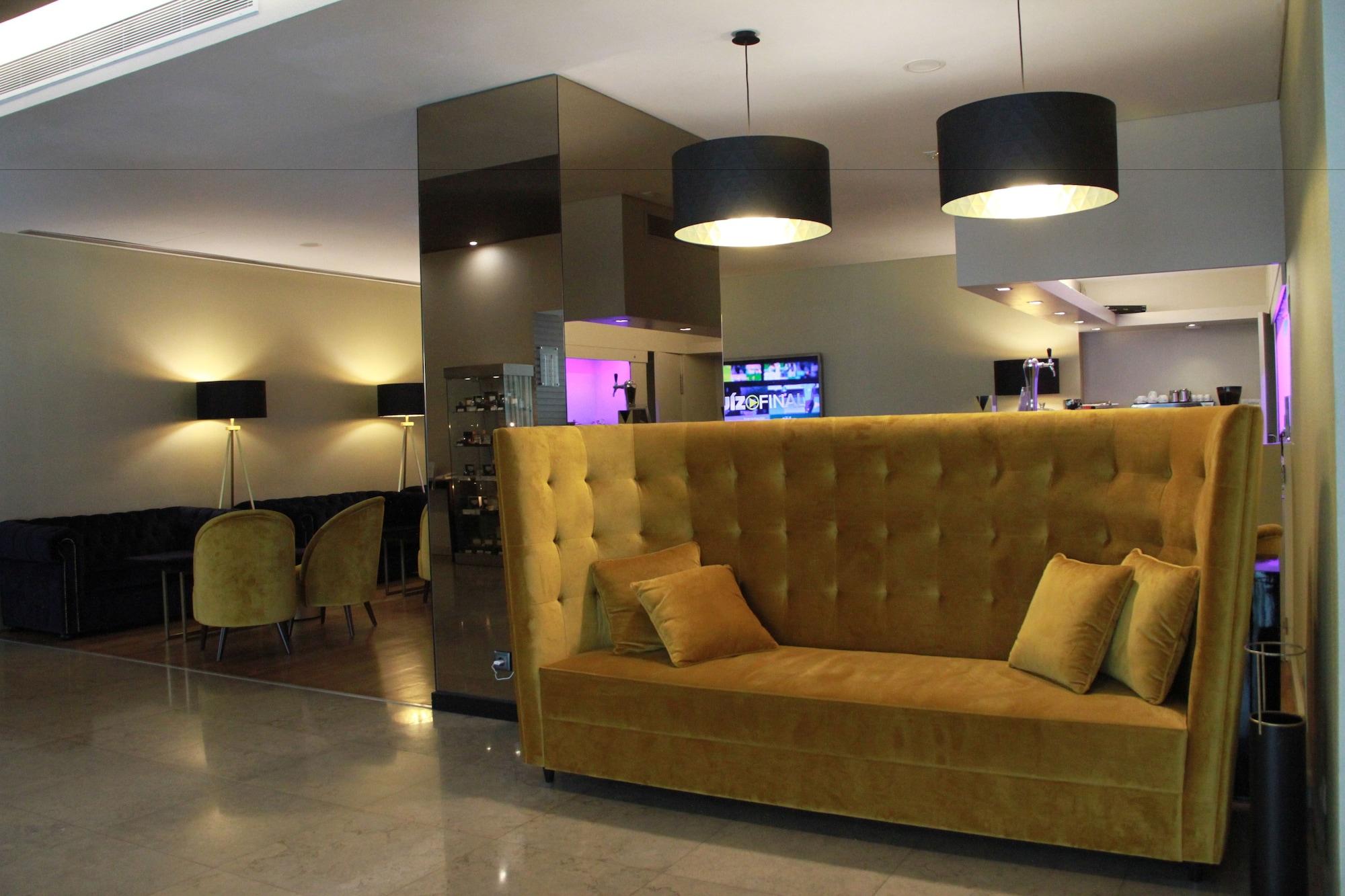 Bar/Salón Lutecia Smart Design Hotel