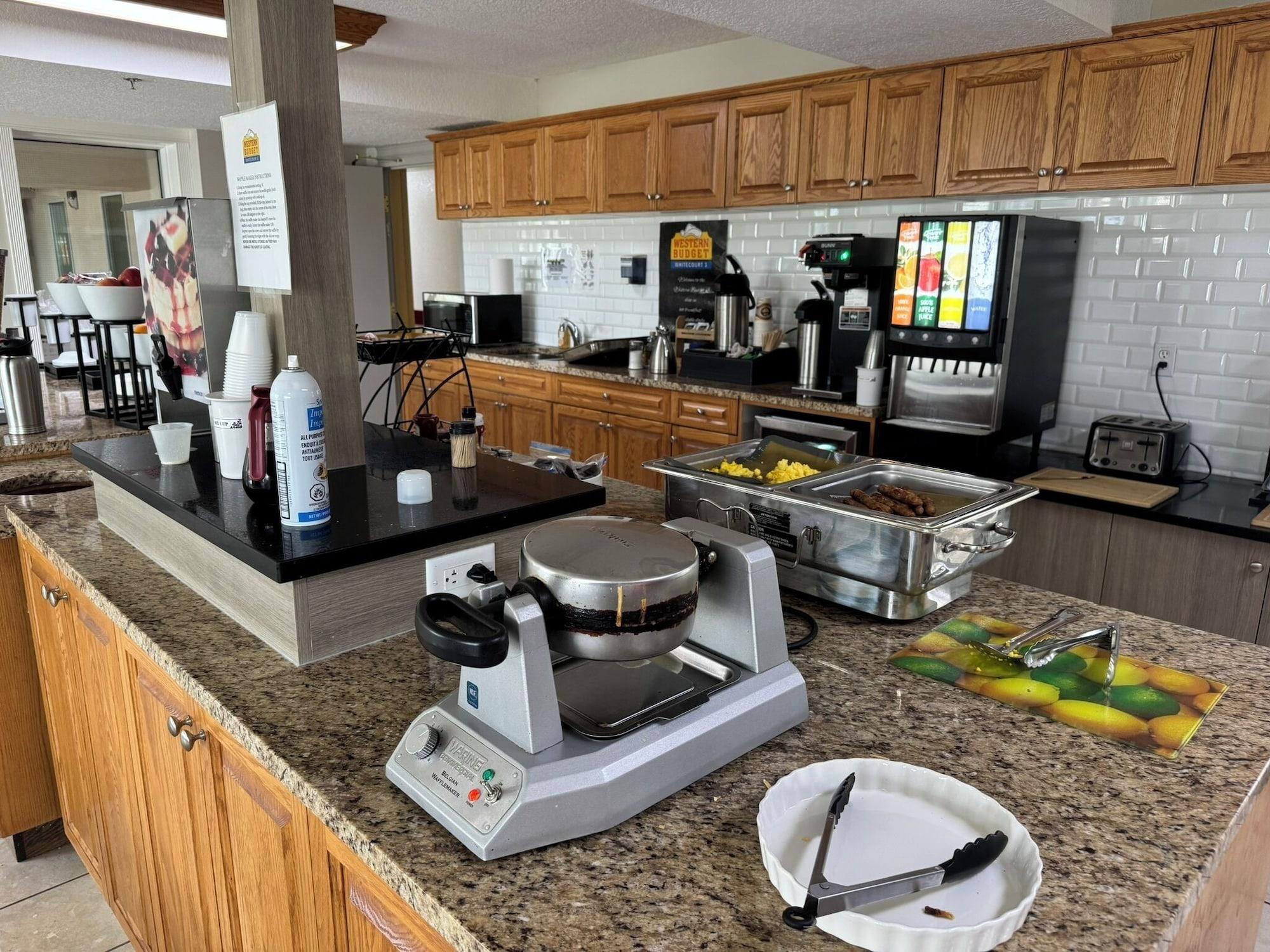 Restaurant Western Budget Motel Whitecourt 3