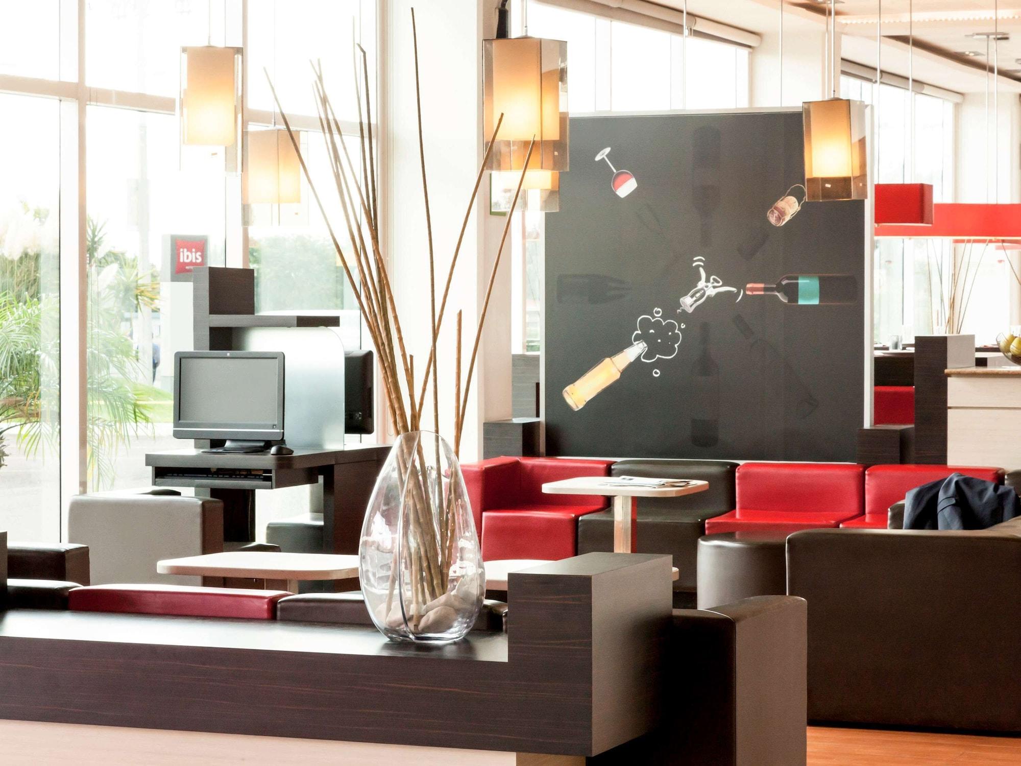 Vista Lobby ibis Aguascalientes Norte