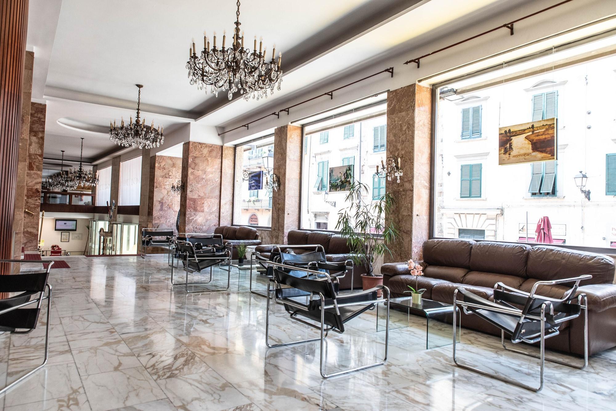 Vista Lobby Grand Hotel Duomo