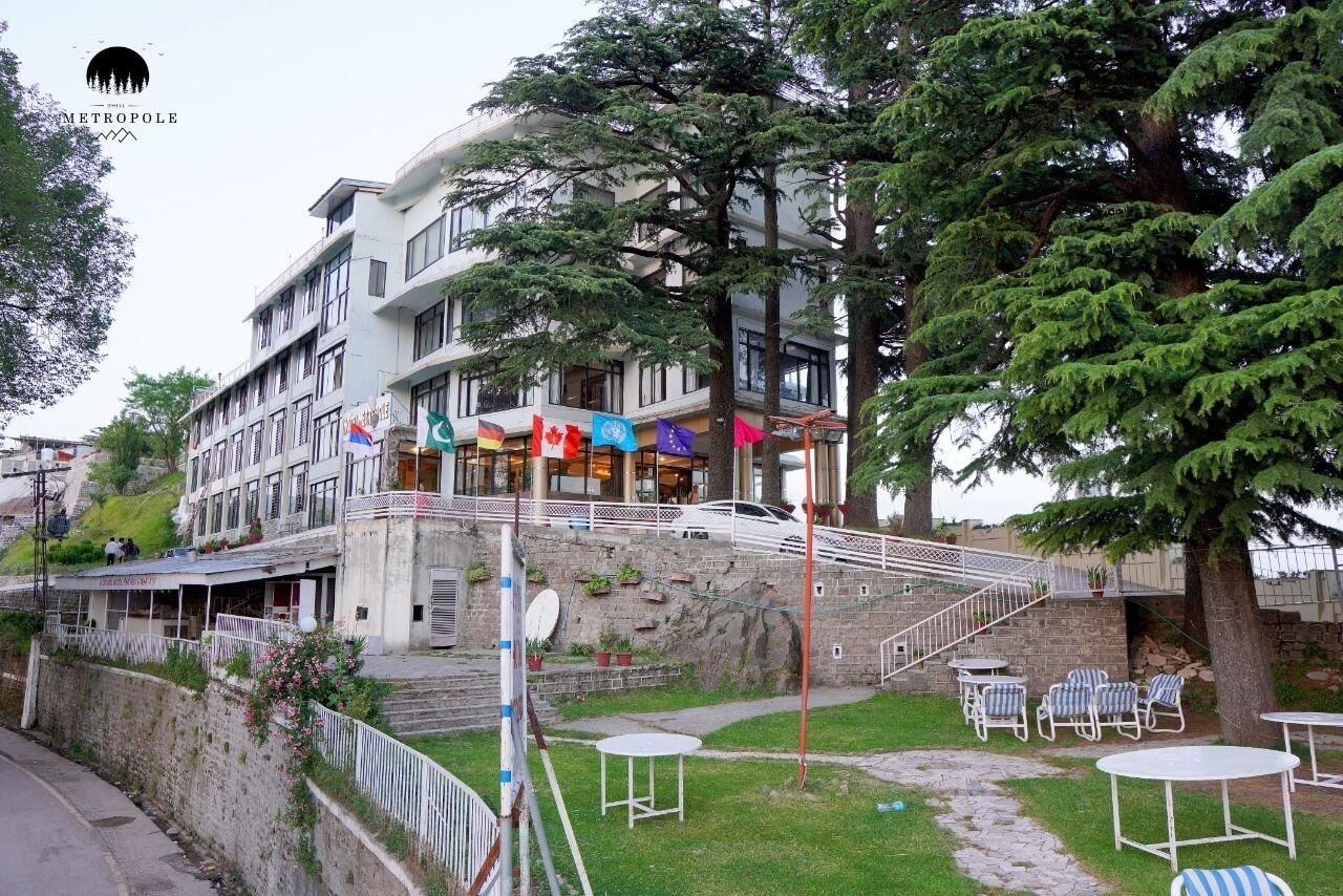 Varios Hotel Metropole