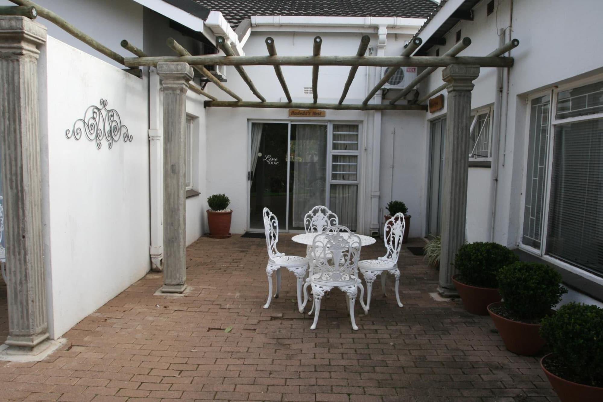 Gimnasio Dusk to Dawn Guesthouse