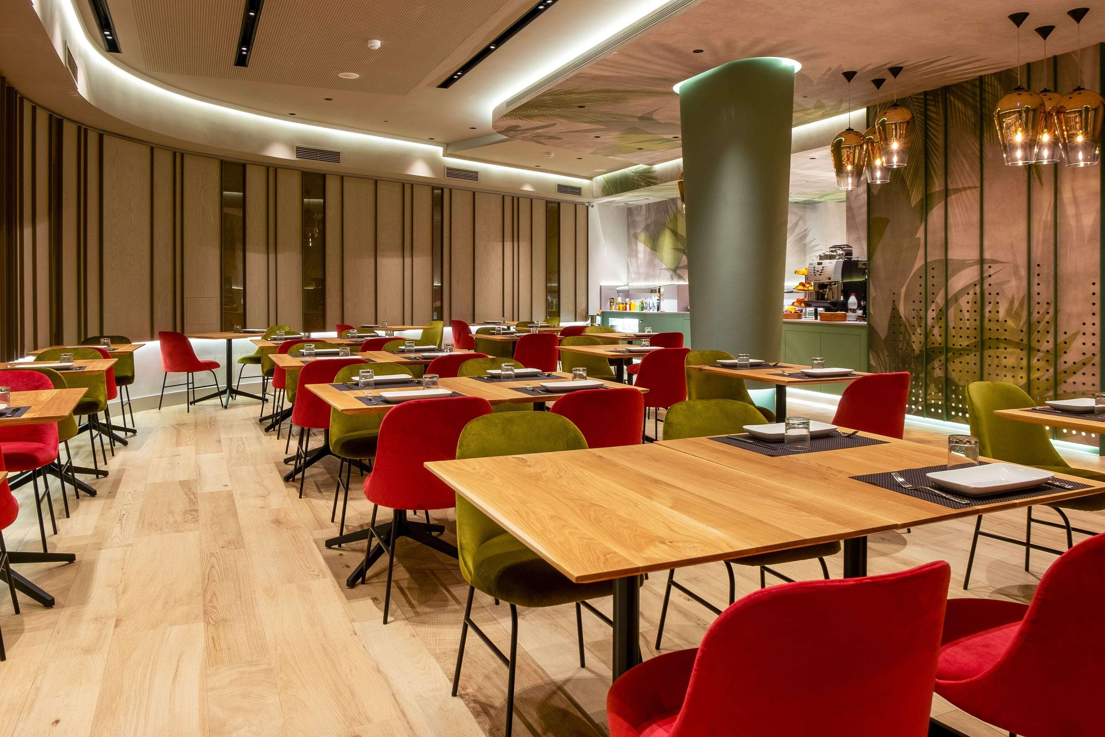 Restaurant Melia Plaza Valencia