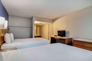 Paquete - Motel 6 Arlington, Tx – Entertainment District